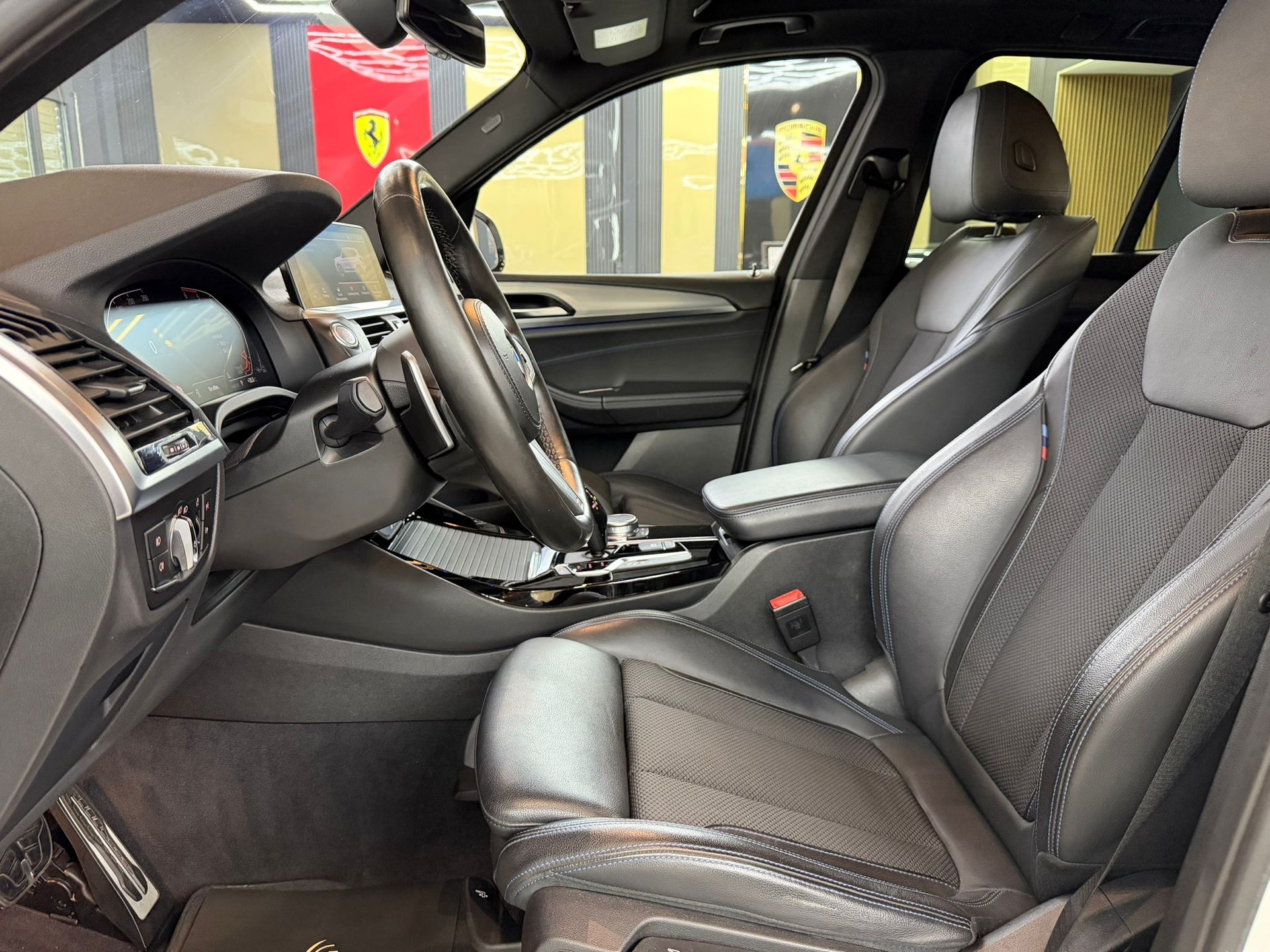 BMW X3 xDrive 48V 20d M Sport Steptronic-image-9