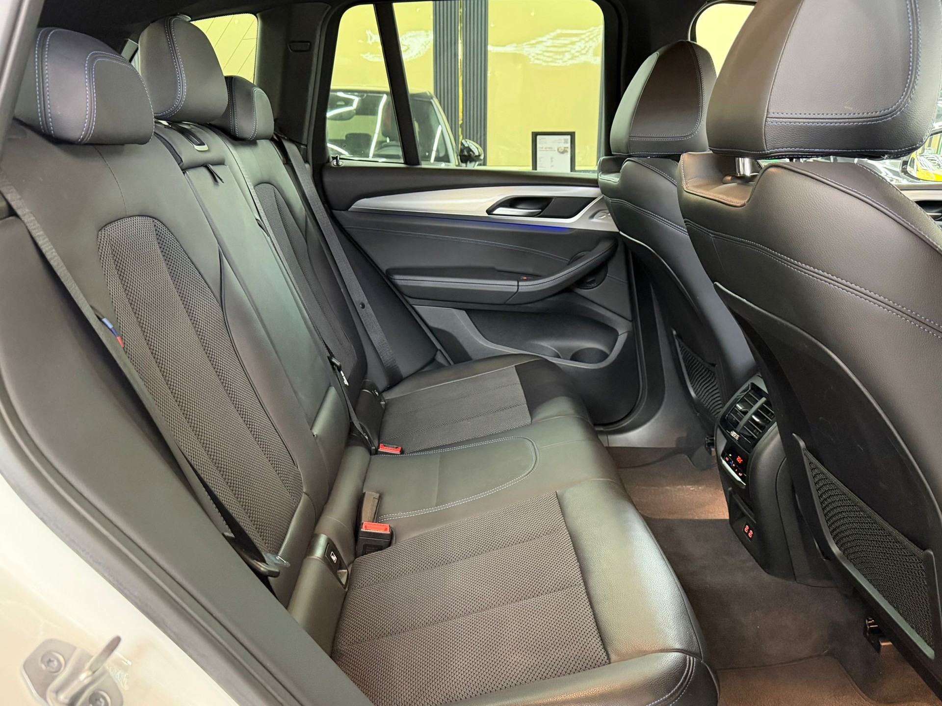 BMW X3 xDrive 48V 20d M Sport Steptronic-image-14