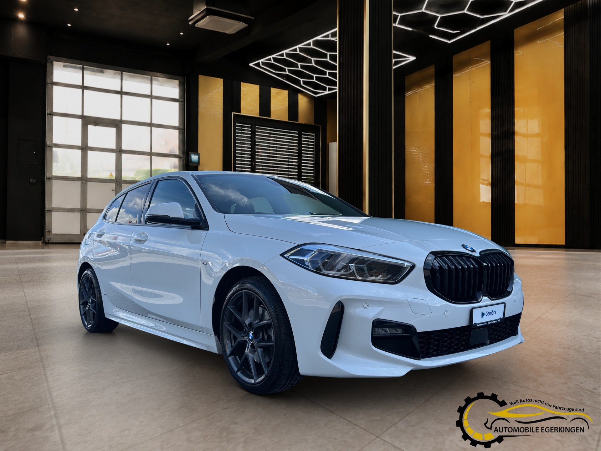 BMW 116d Steptronic M Sport-showroom-element-2