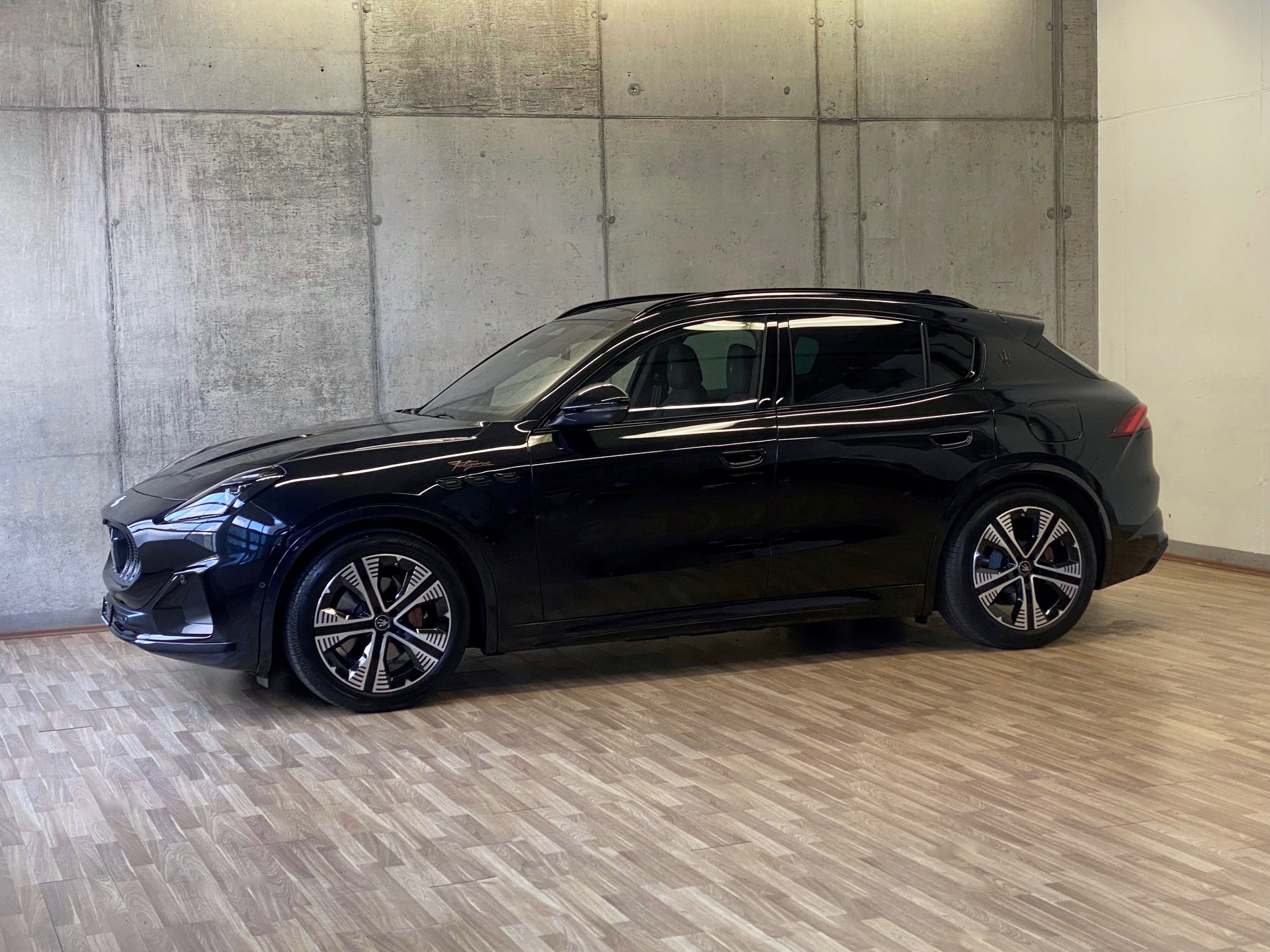 MASERATI Grecale*Folgore*105kWh*