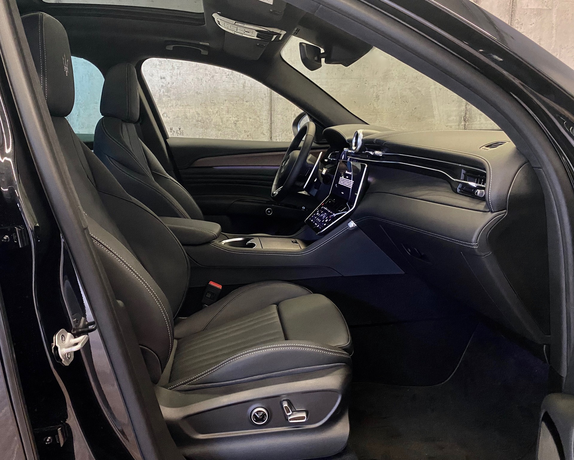 MASERATI Grecale*Folgore*105kWh*-image-4