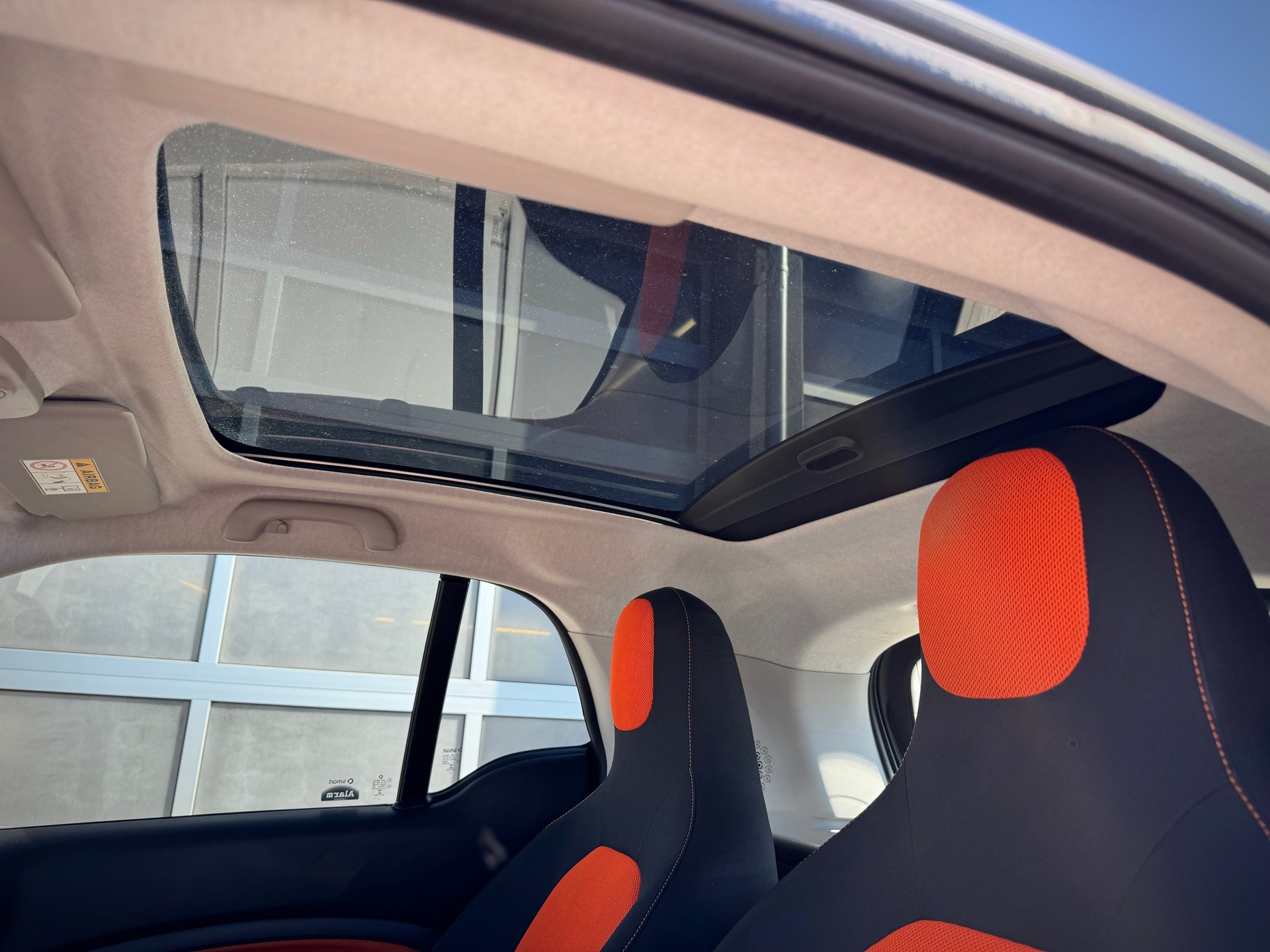 SMART fortwo passion twinmatic - Véhicule Suisse (CH)-image-8