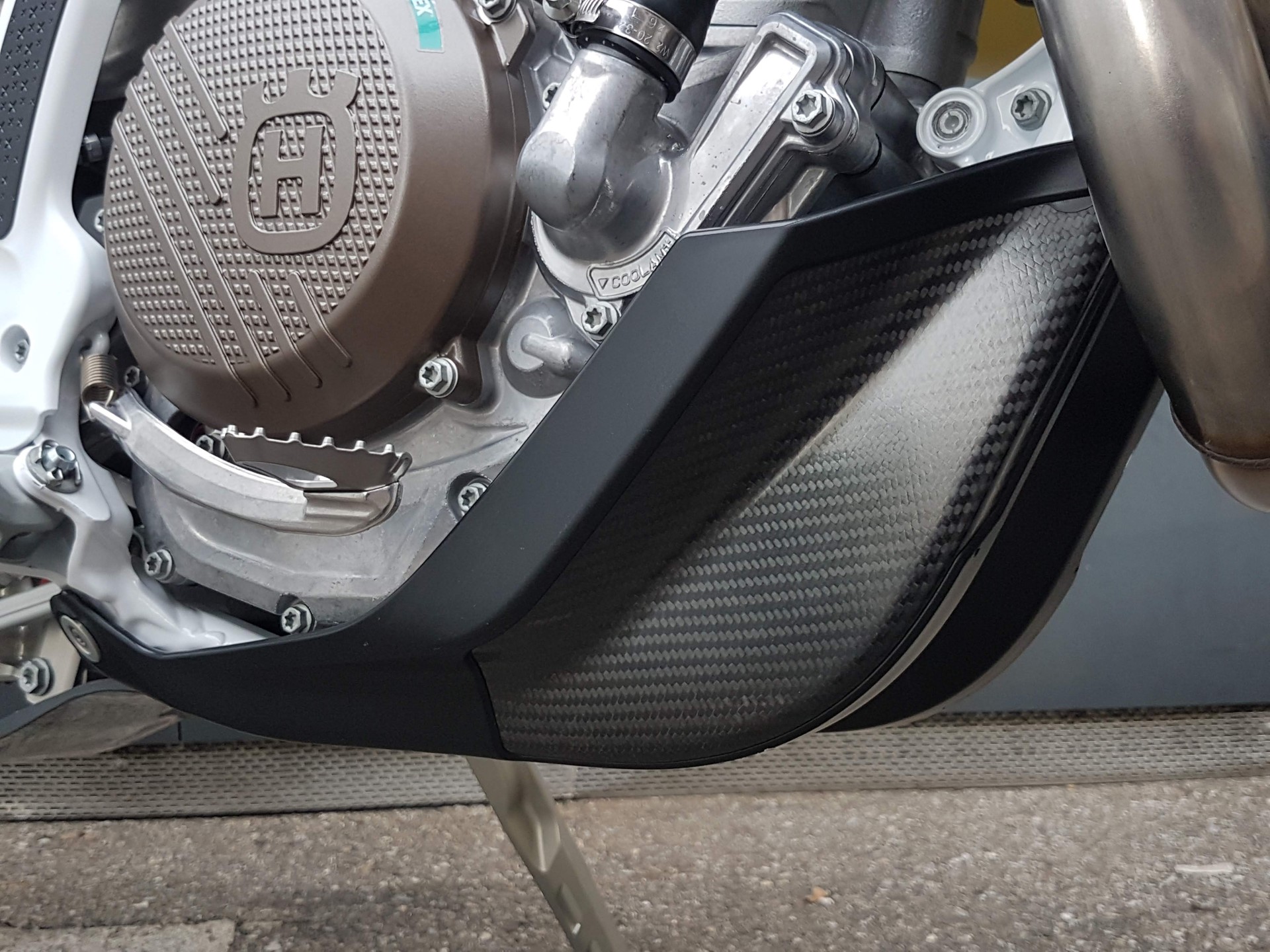 HUSQVARNA FE 350 Pro-image-2
