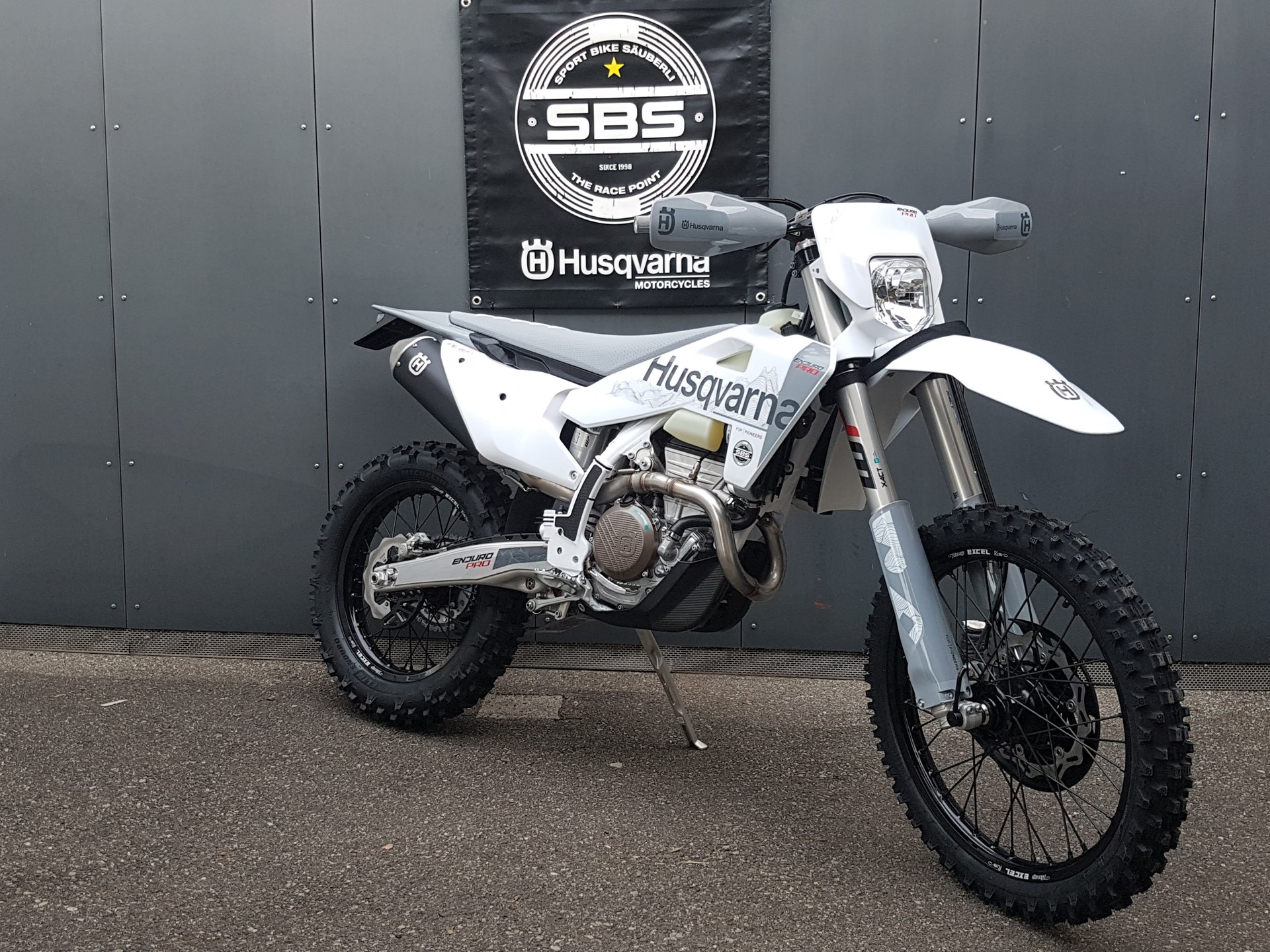 HUSQVARNA FE 350 Pro-image-13