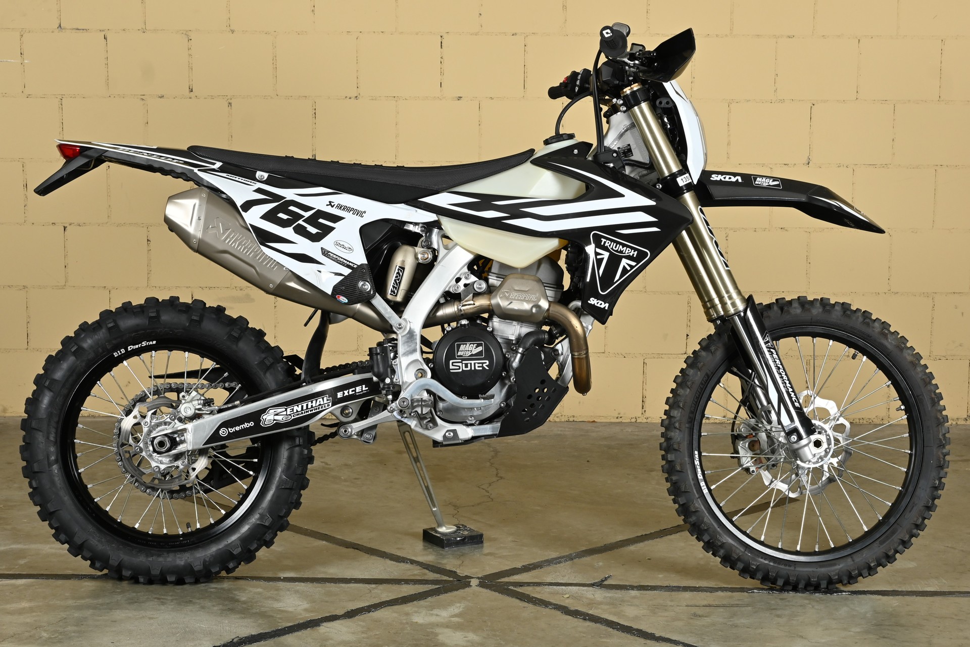 TRIUMPH TF 250 E-image-6