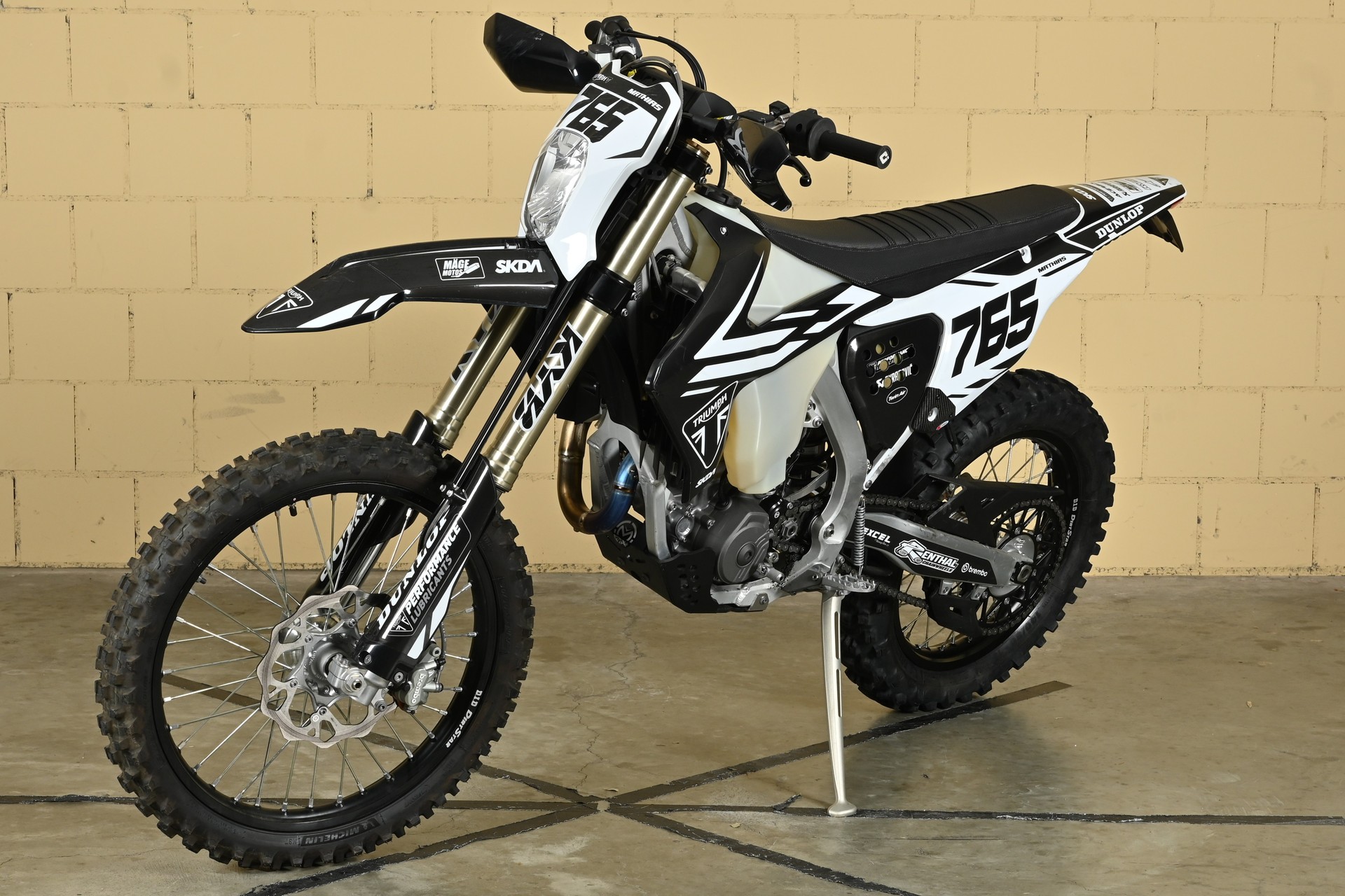 TRIUMPH TF 250 E-image-2