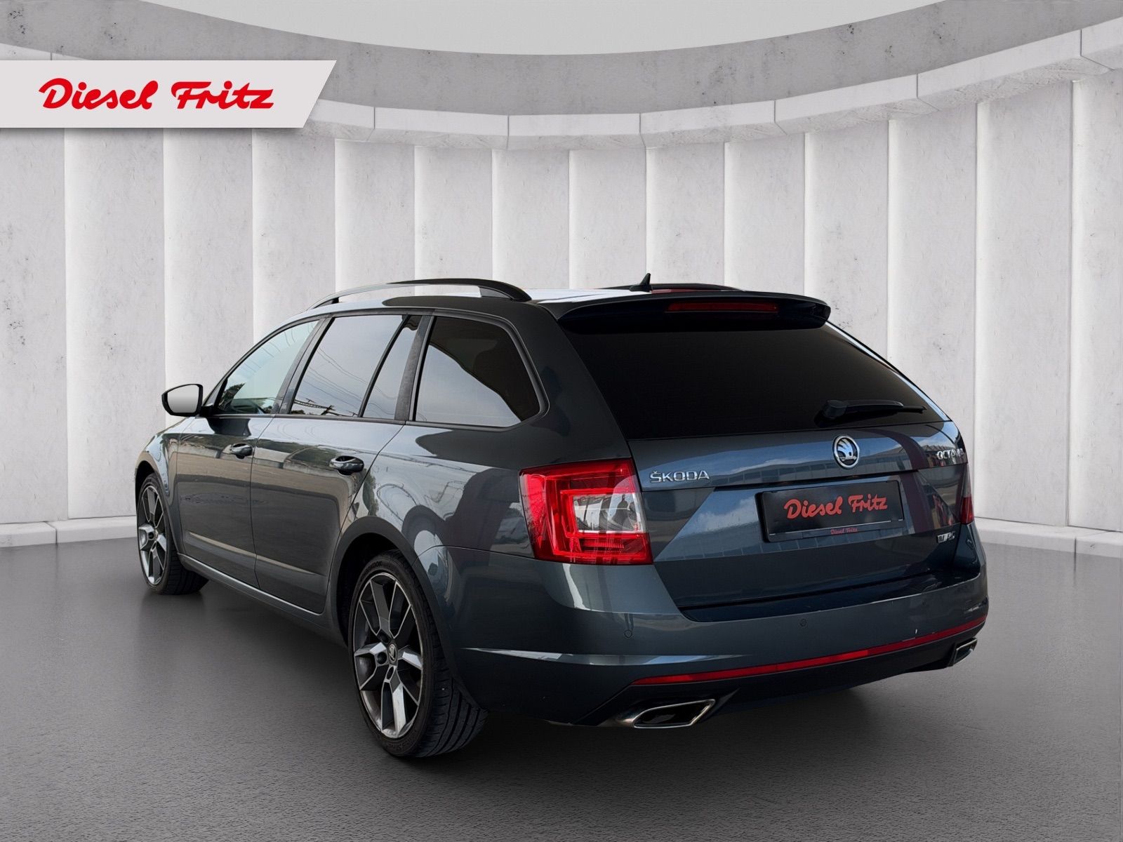 SKODA Octavia Combi 2.0 TDI RS DSG-showroom-element-2