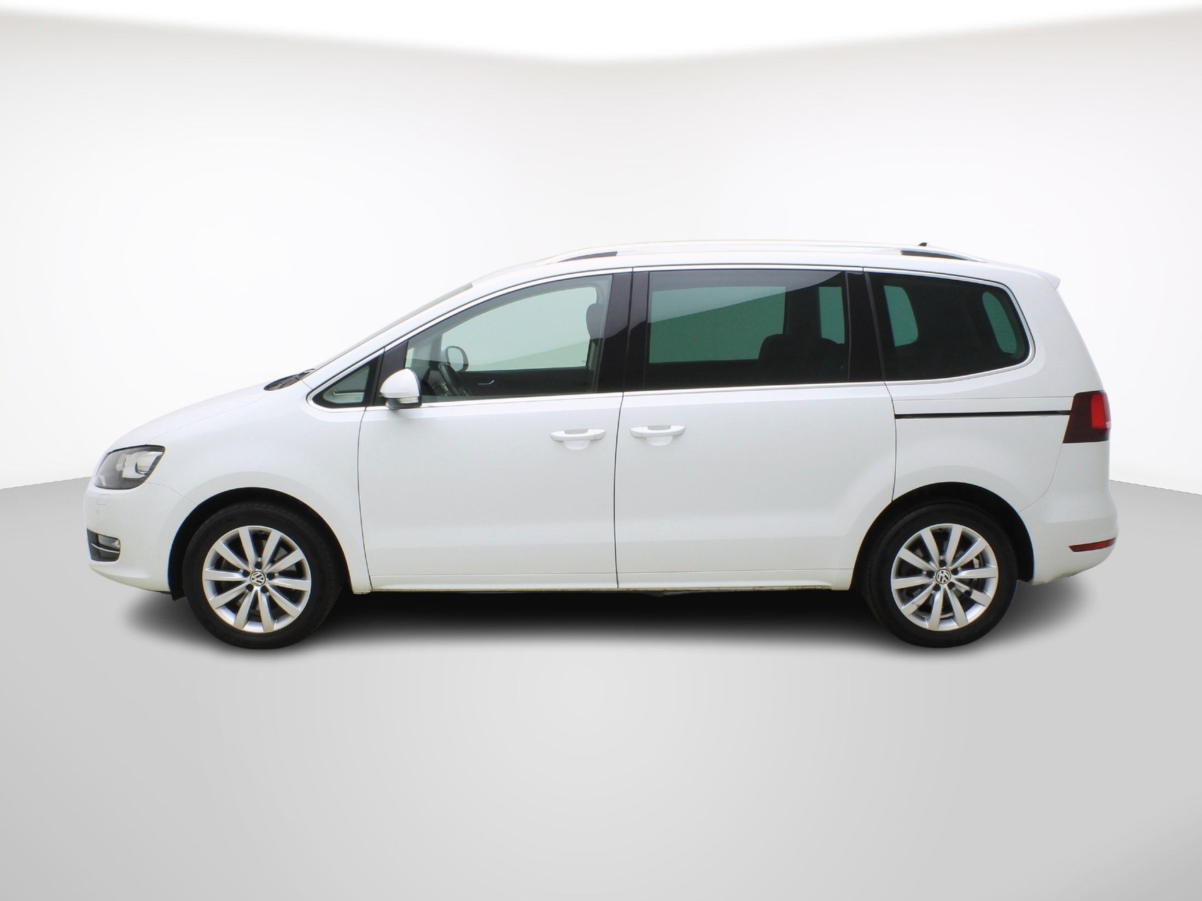 VW Sharan 1.4 TSI DSG Highline-showroom-element-2