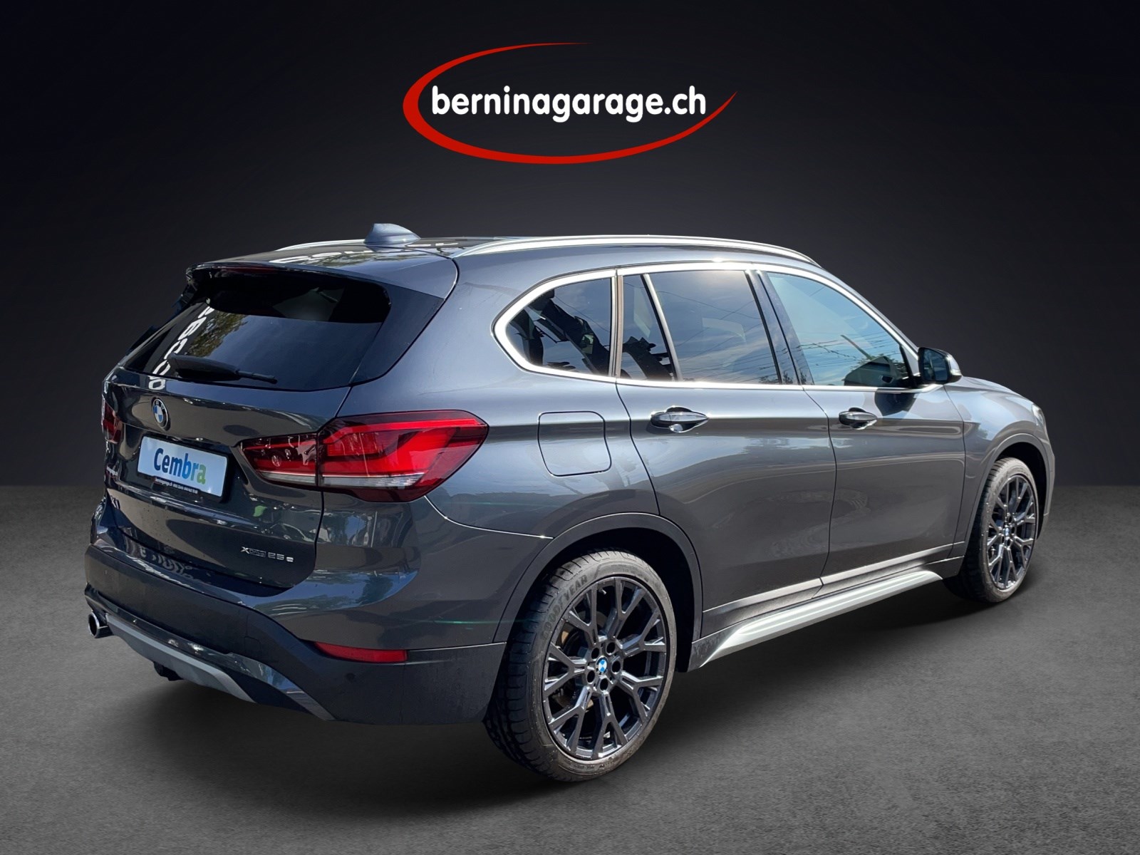 BMW X1 xDrive 25e xLine Steptronic-image-4