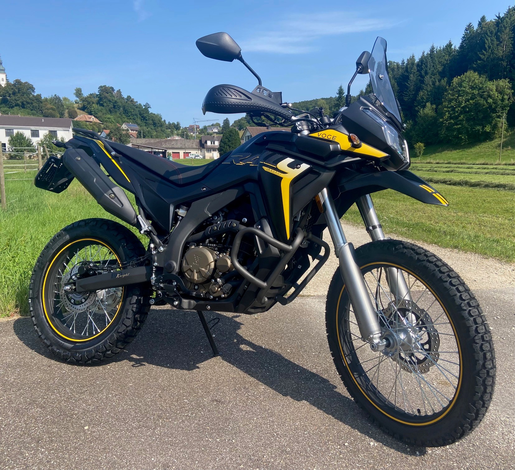 VOGE 300 Rally-image-0