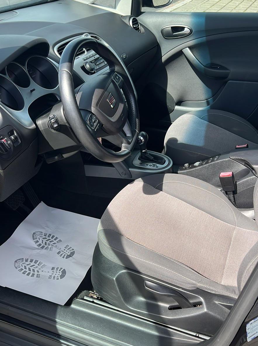 SEAT ALTEA-image-9