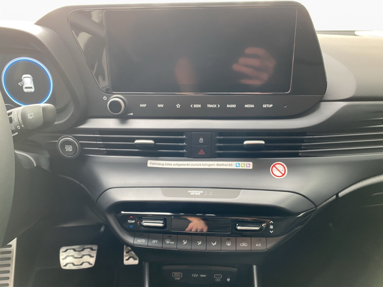 HYUNDAI Bayon 1.0 T-GDi Amplia-image-14