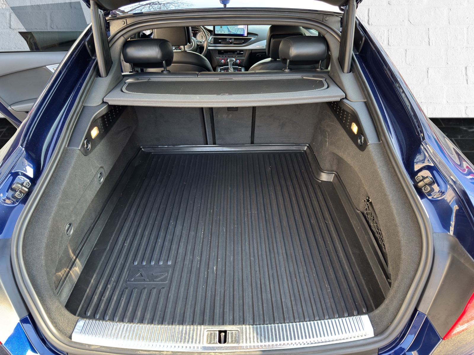AUDI S7 Sportback 4.0 TFSI V8 quattro-image-29