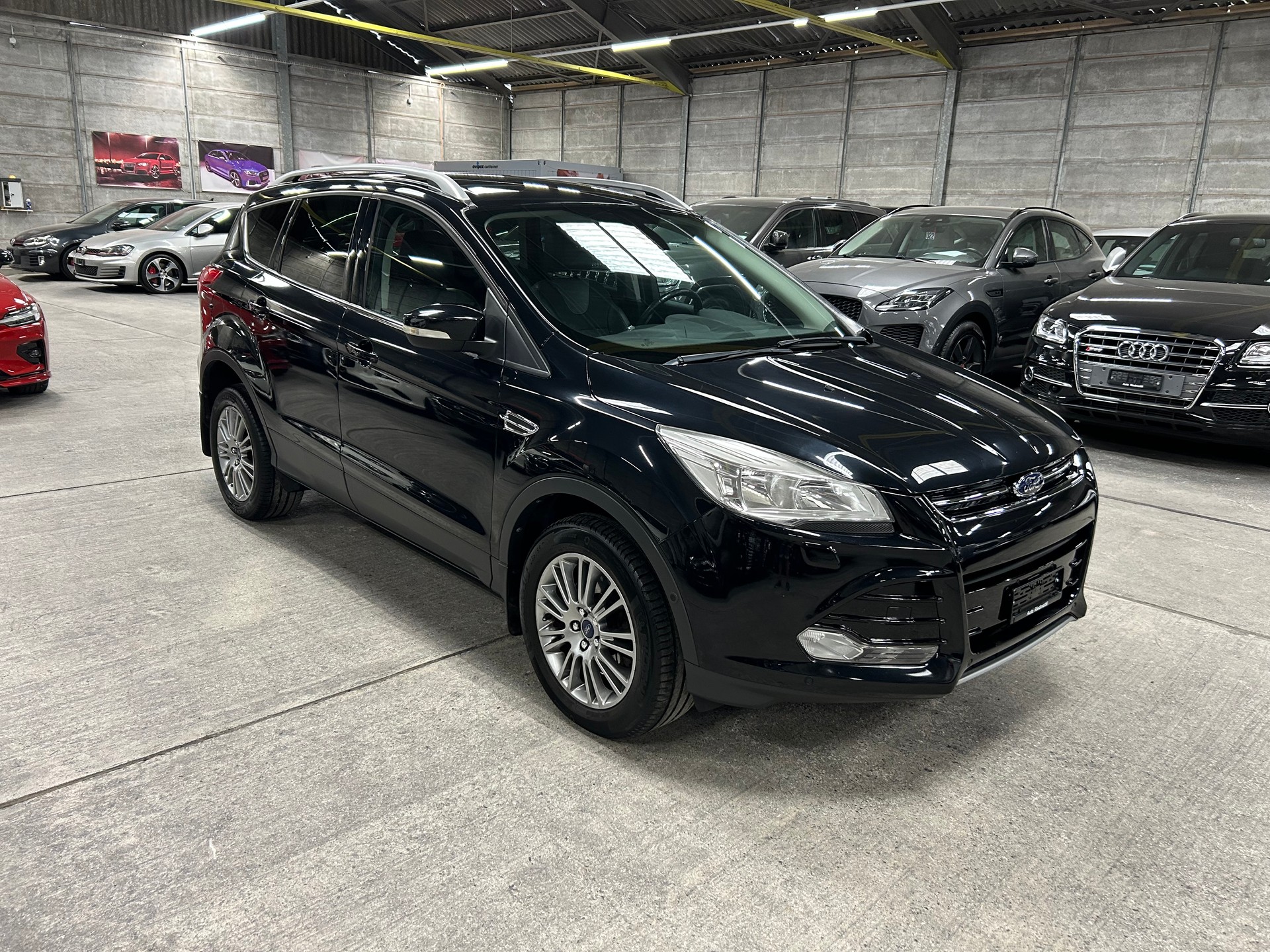 FORD Kuga 2.0 TDCi Carving 4WD PowerShift-showroom-element-1