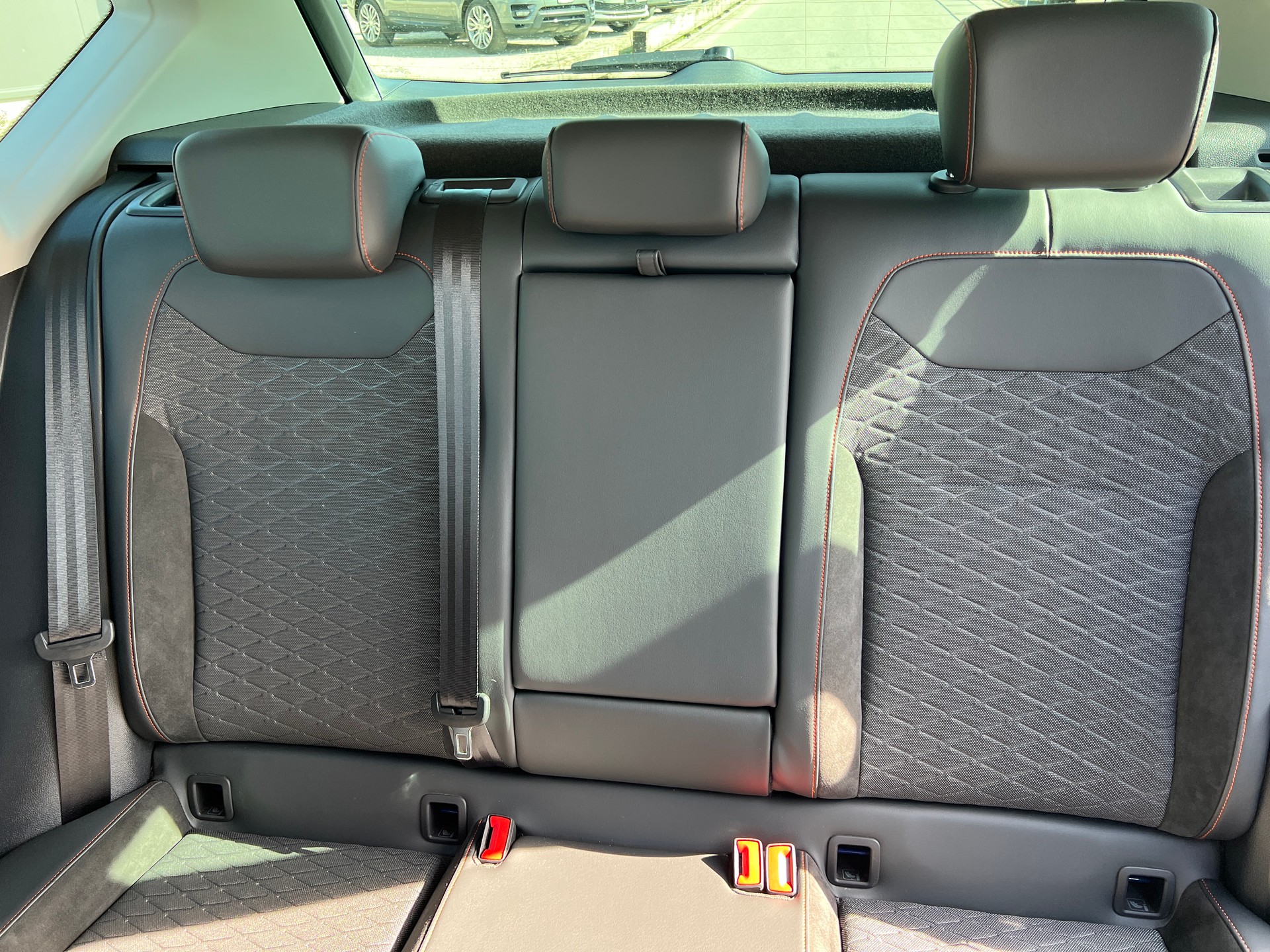 SEAT Ateca 1.5 TSI EVO DSG FR-image-8