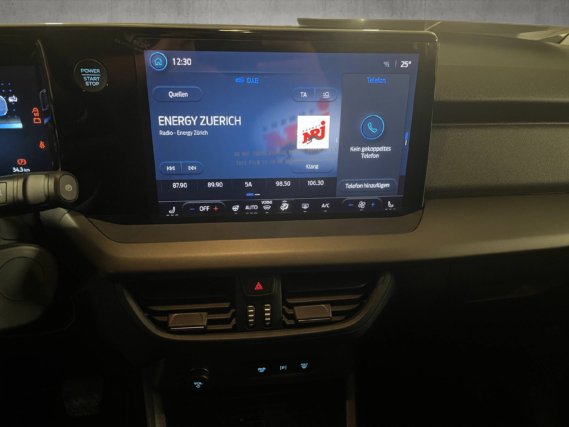 FORD E-Tourneo Courier Titanium-image-16