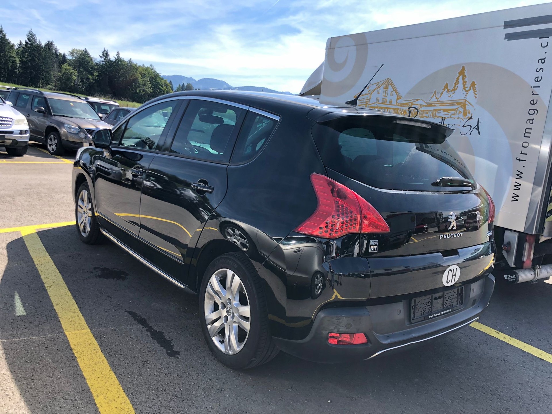 PEUGEOT 3008 HYbrid4 2.0 HDI EGS6-image-3
