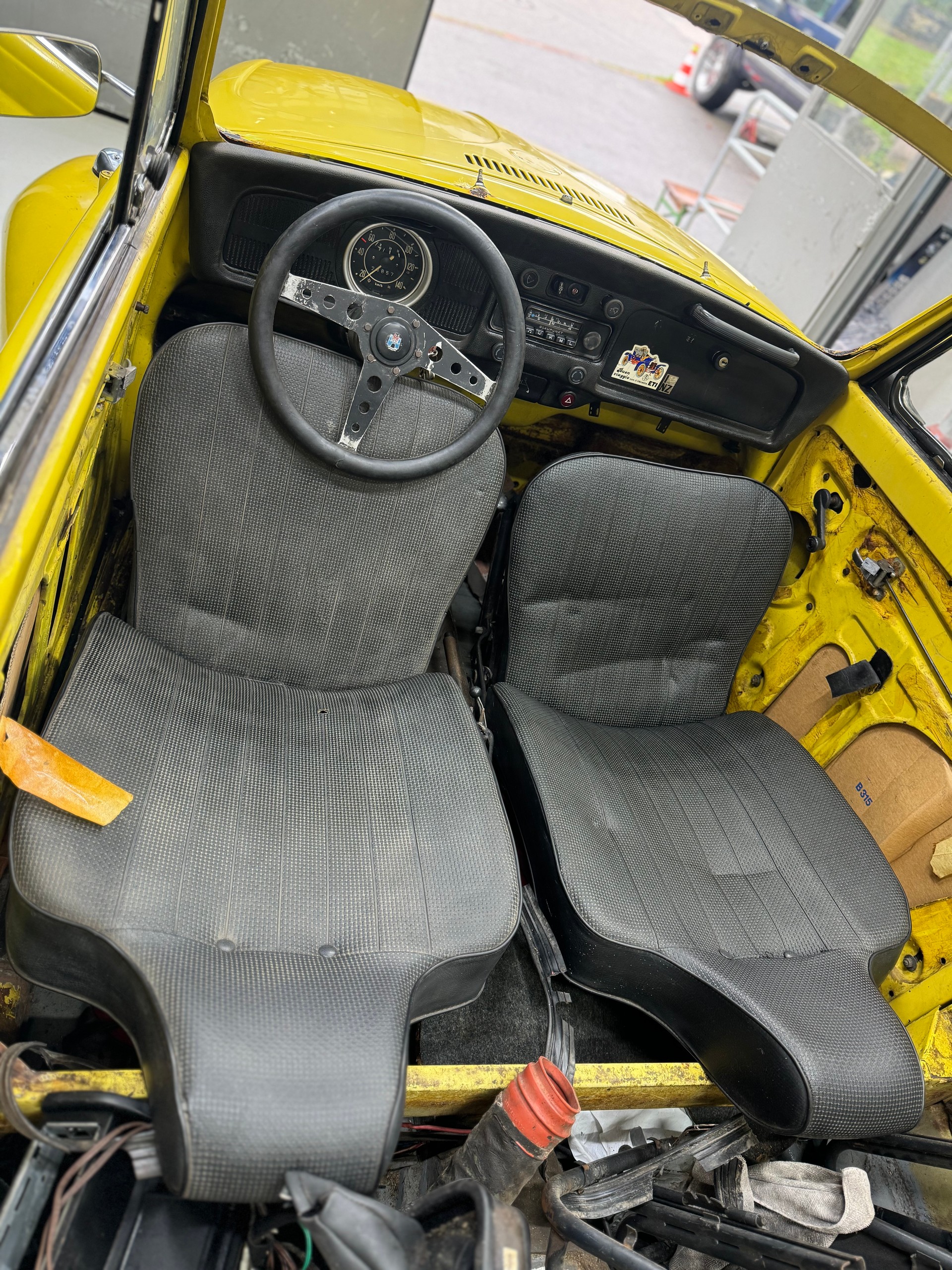 VW 1302 LS-image-4