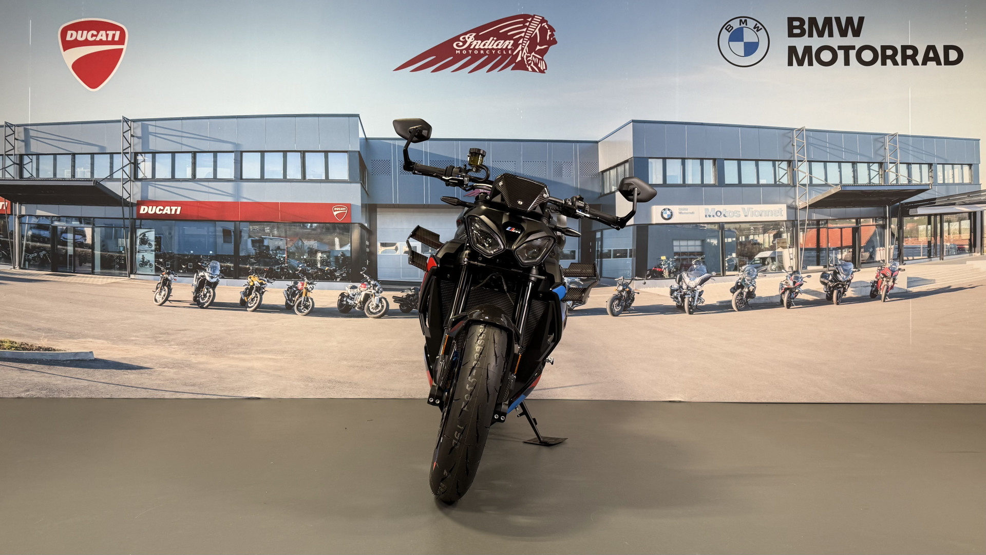 BMW M 1000 R Competition Leasing à partir de 2.9%-image-1