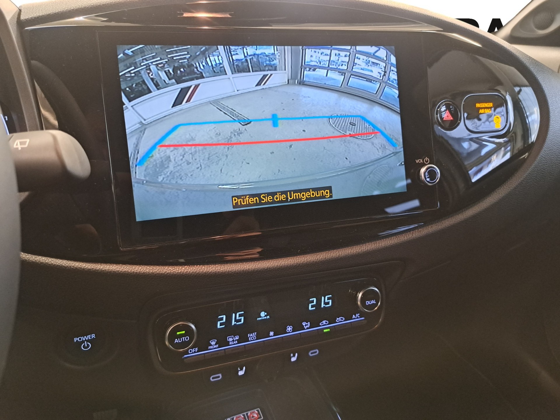 TOYOTA Aygo X 1.5 Style e-CVT-image-13