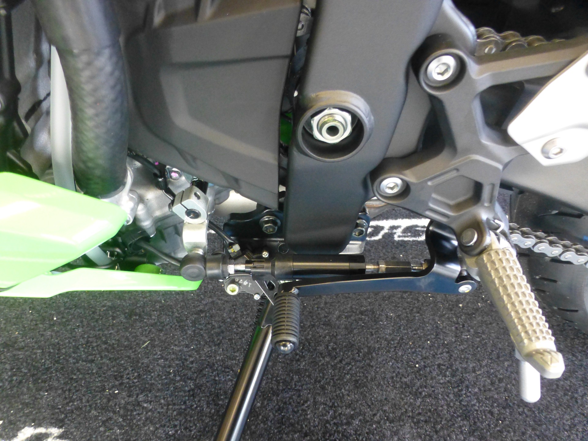 KAWASAKI Ninja ZX-4RR (35kW/57kW) MY2026-image-6