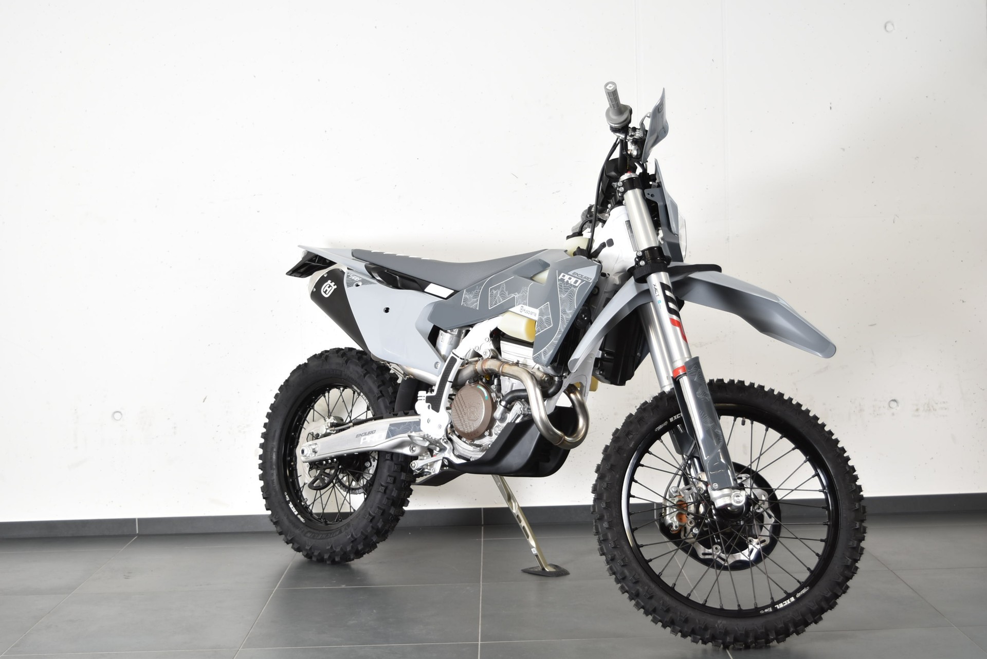 HUSQVARNA FE 350 PRO-image-2