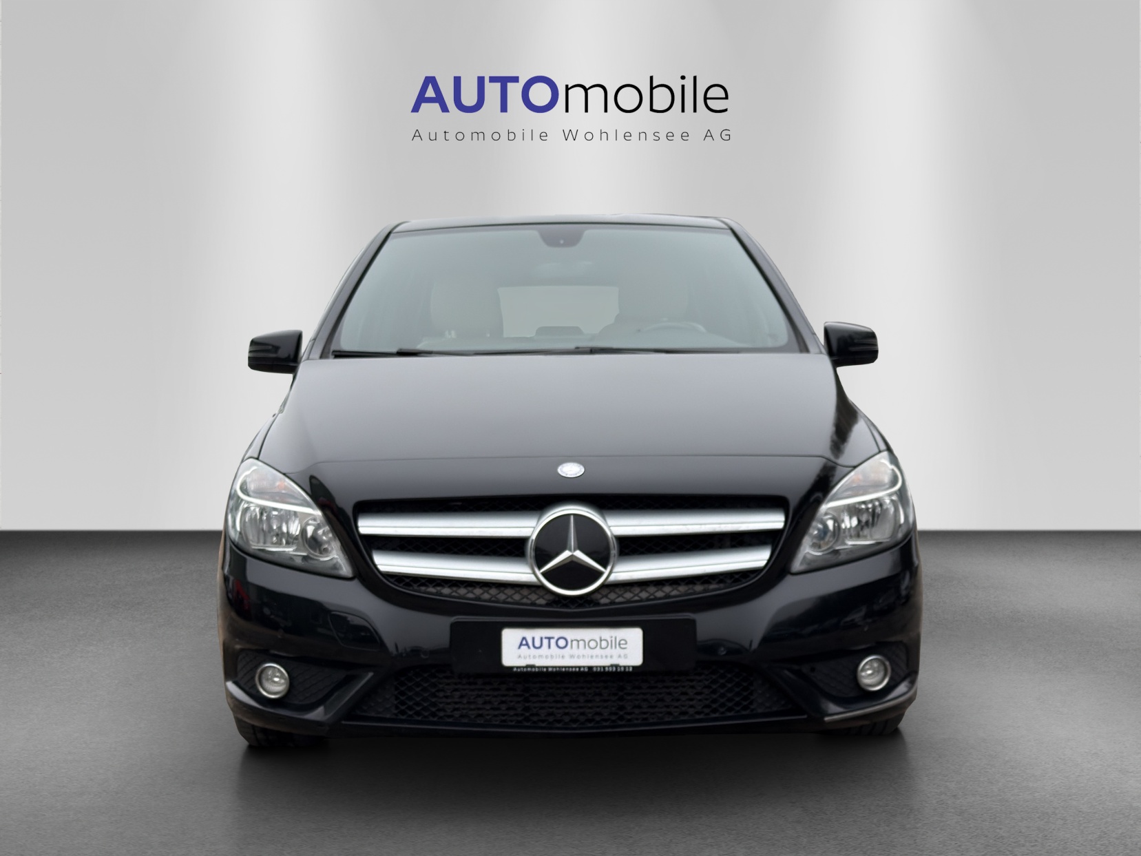 MERCEDES-BENZ B 250 7G-DCT-showroom-element-2