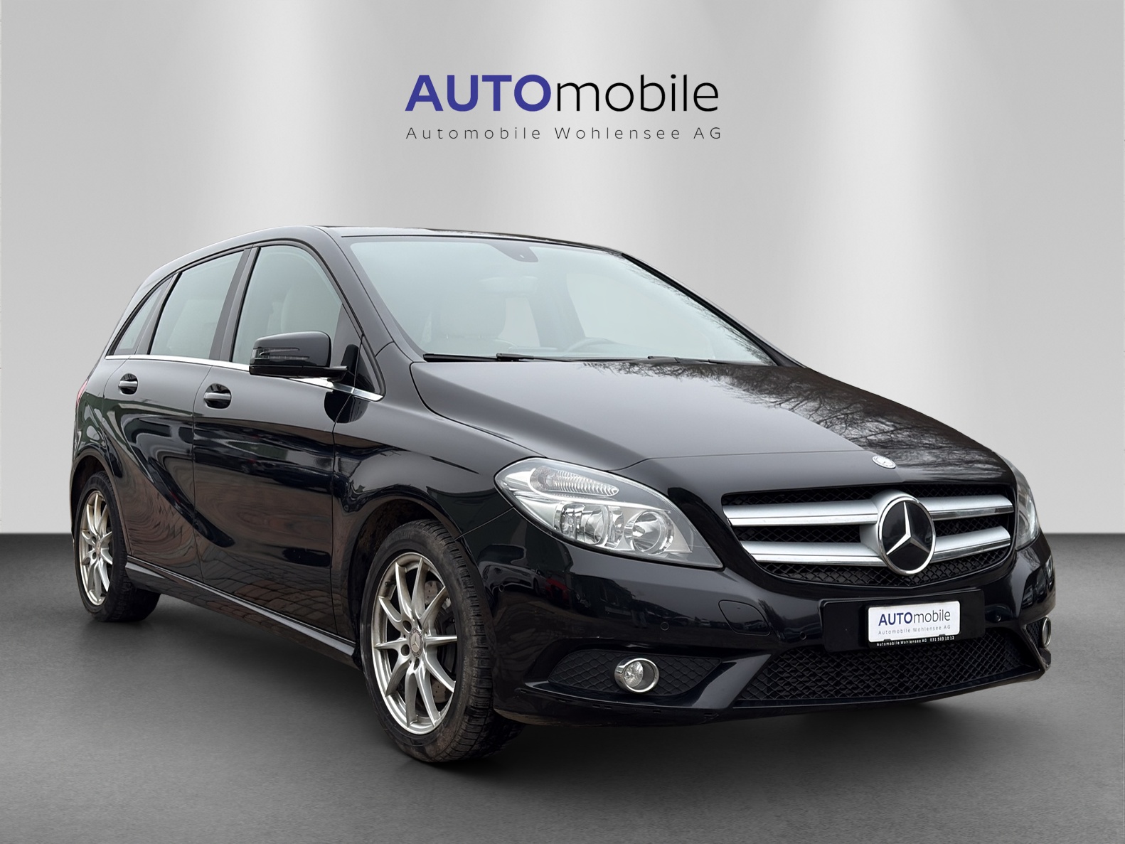 MERCEDES-BENZ B 250 7G-DCT-showroom-element-3