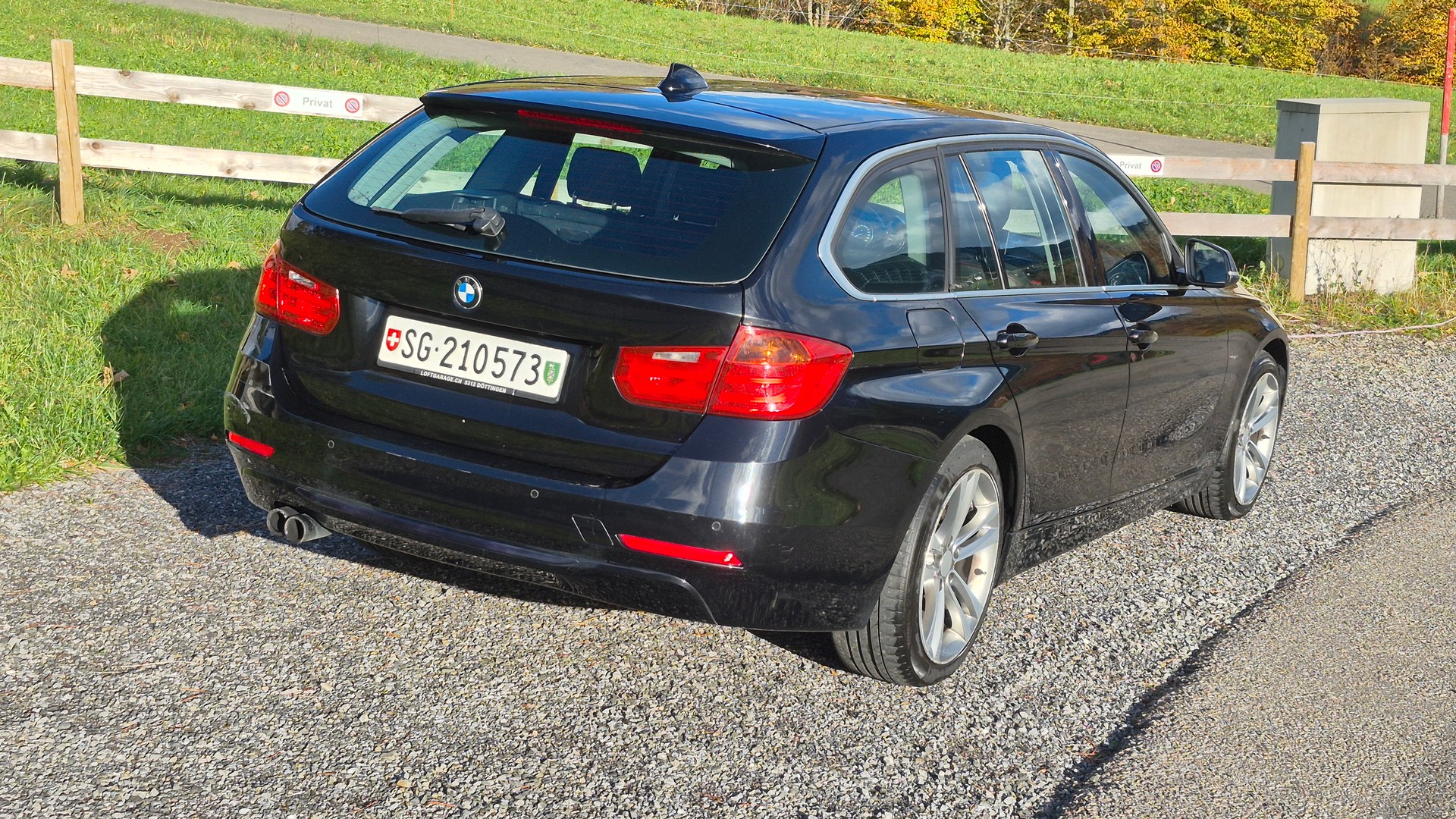 BMW 328i xDrive Touring Sport Line-image-1