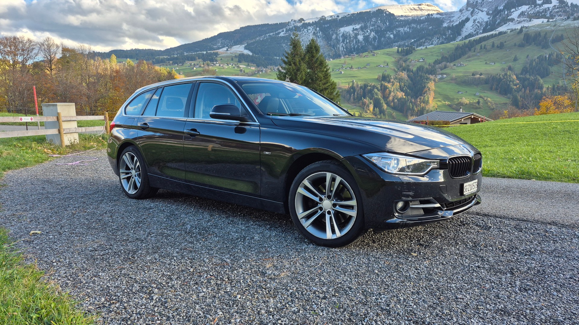 BMW 328i xDrive Touring Sport Line-image-3