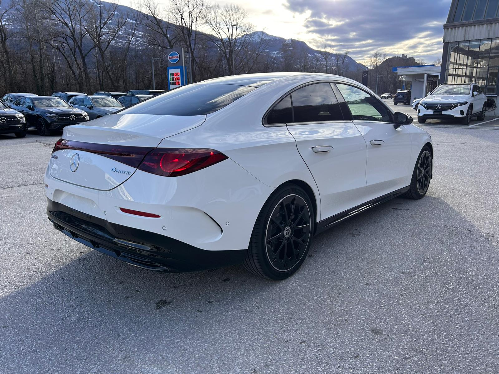 MERCEDES-BENZ CLA 220 4Matic 8G-DCT-image-3