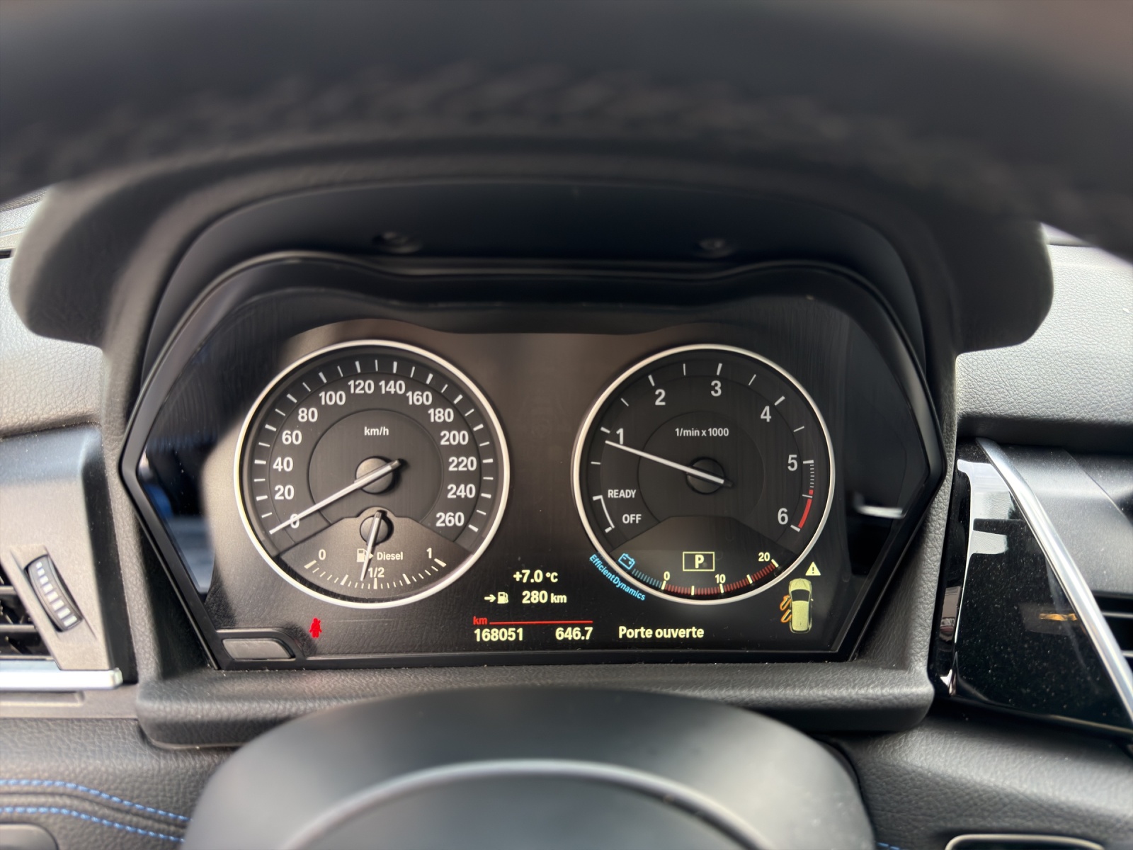 BMW 220d xDrive Active Tourer M Sport Steptronic-image-9