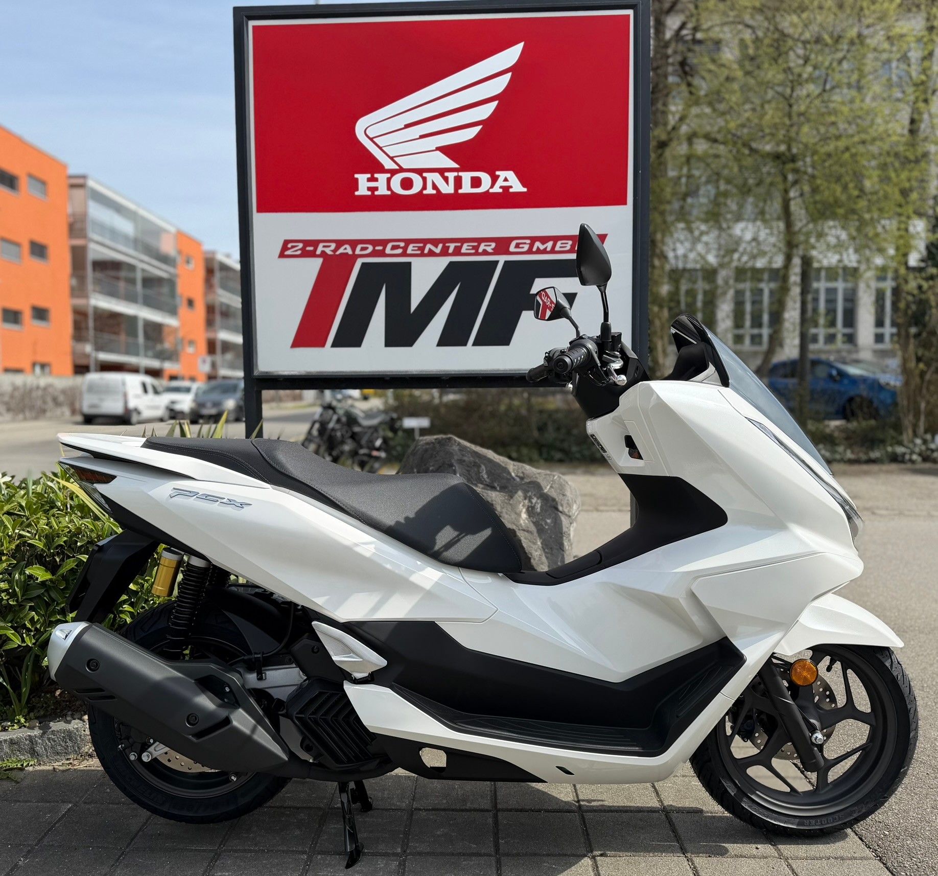 HONDA PCX 125 i ABS / DX Version-showroom-element-3