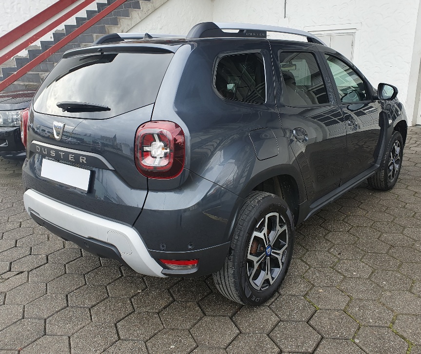 DACIA Duster Prestige 4X4-showroom-element-2