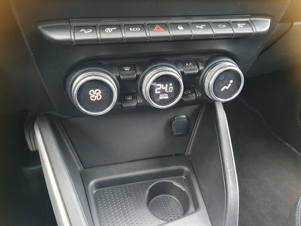 DACIA Duster Prestige 4X4-image-11