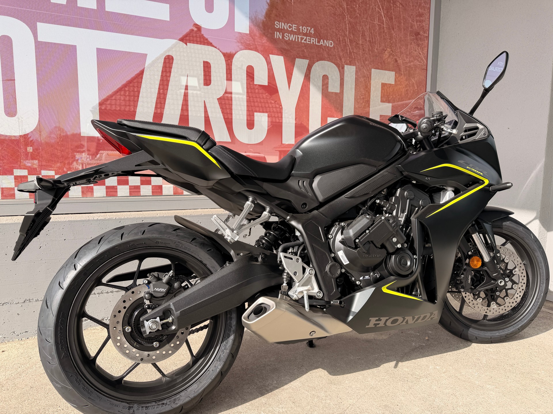 HONDA CBR 650 R E-Clutch-image-1