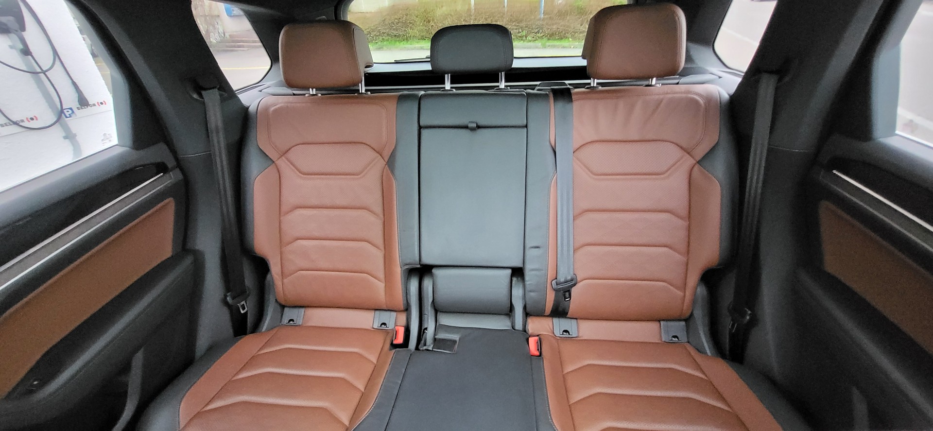 VW Touareg 3.0 TDI Atmosphere Tiptronic-image-13