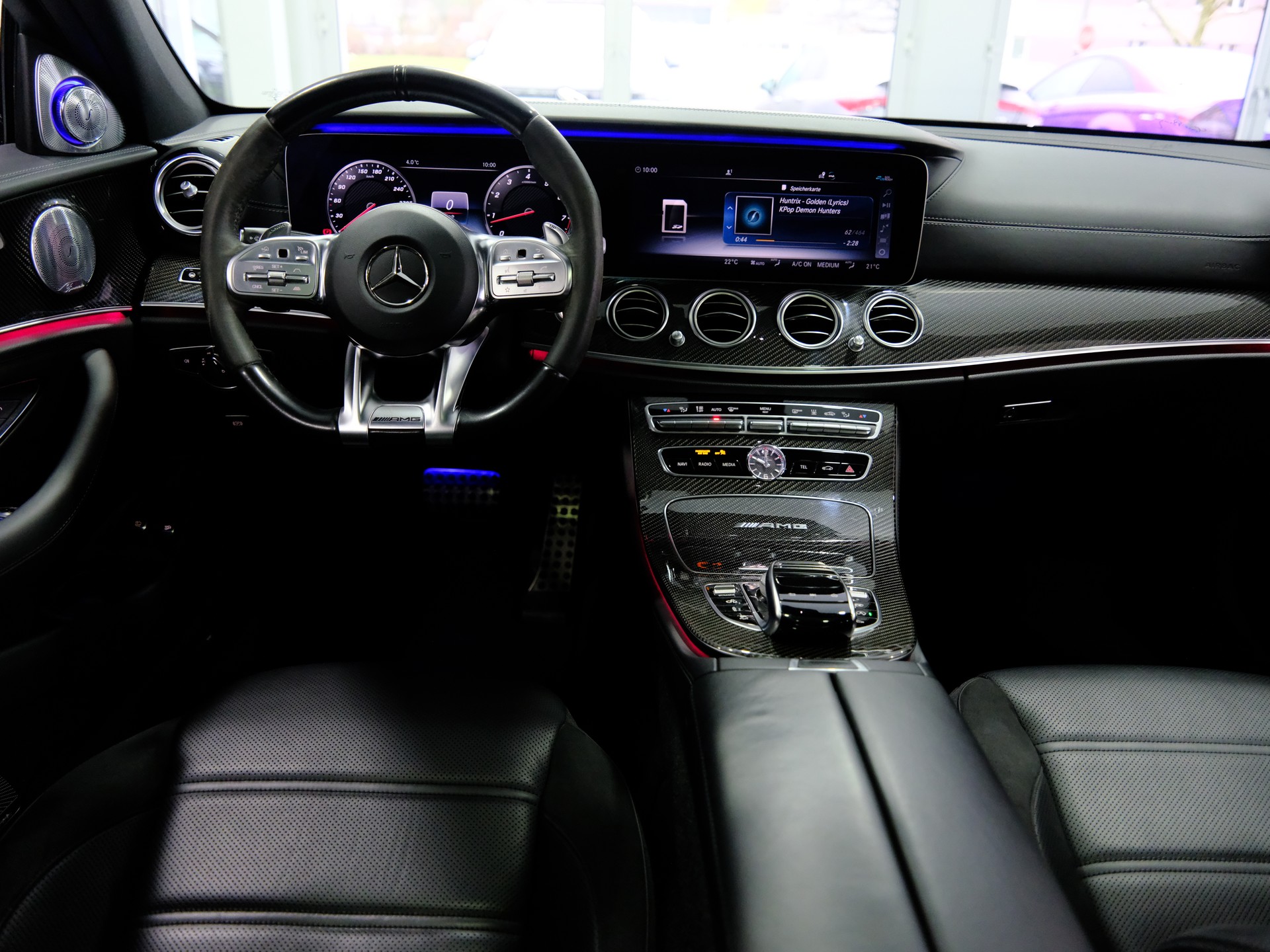 MERCEDES-BENZ E 63 AMG 4Matic+ Speedshift MCT-image-12