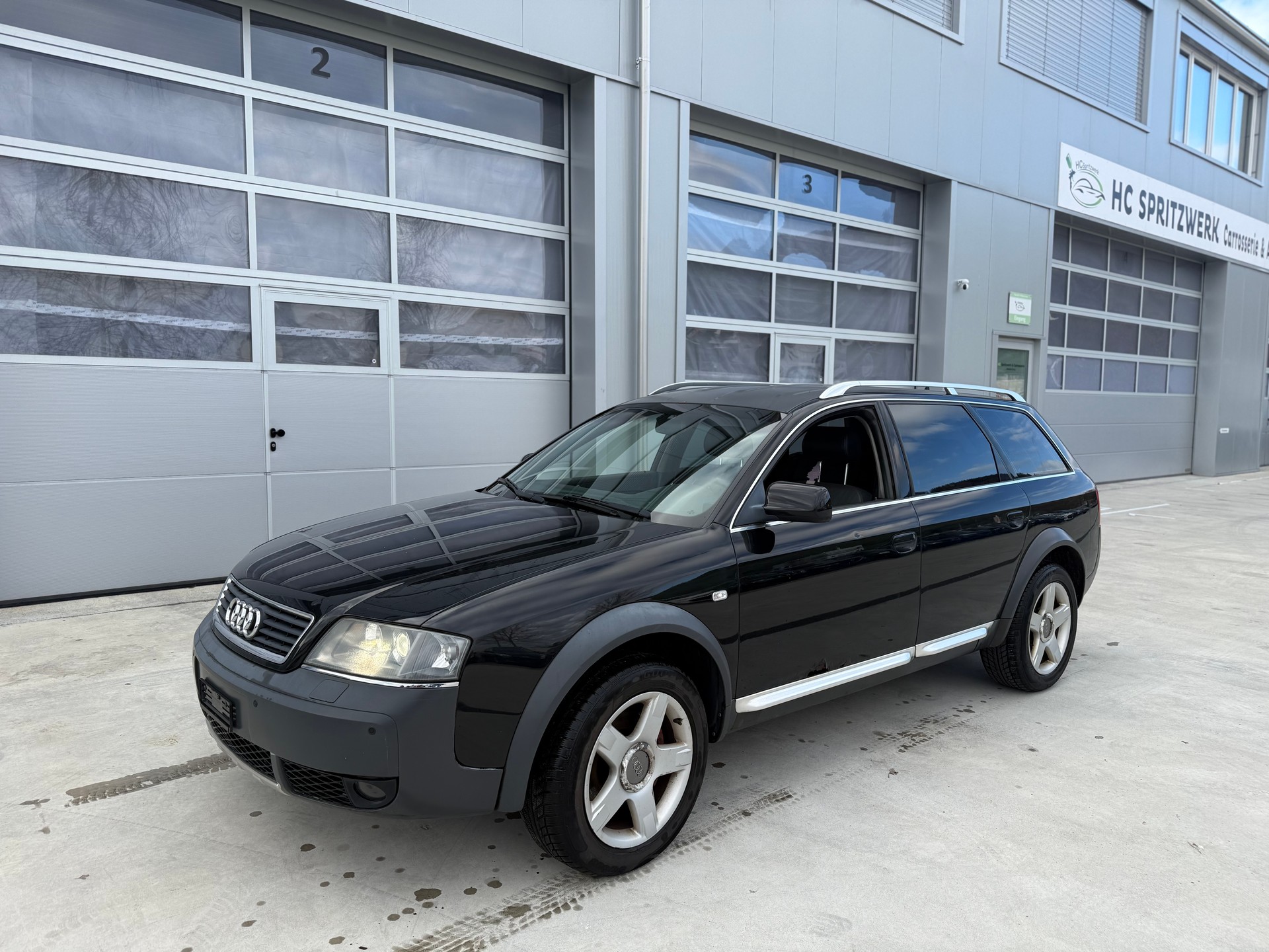 AUDI A6 allroad 2.5TDI quattro-image-1