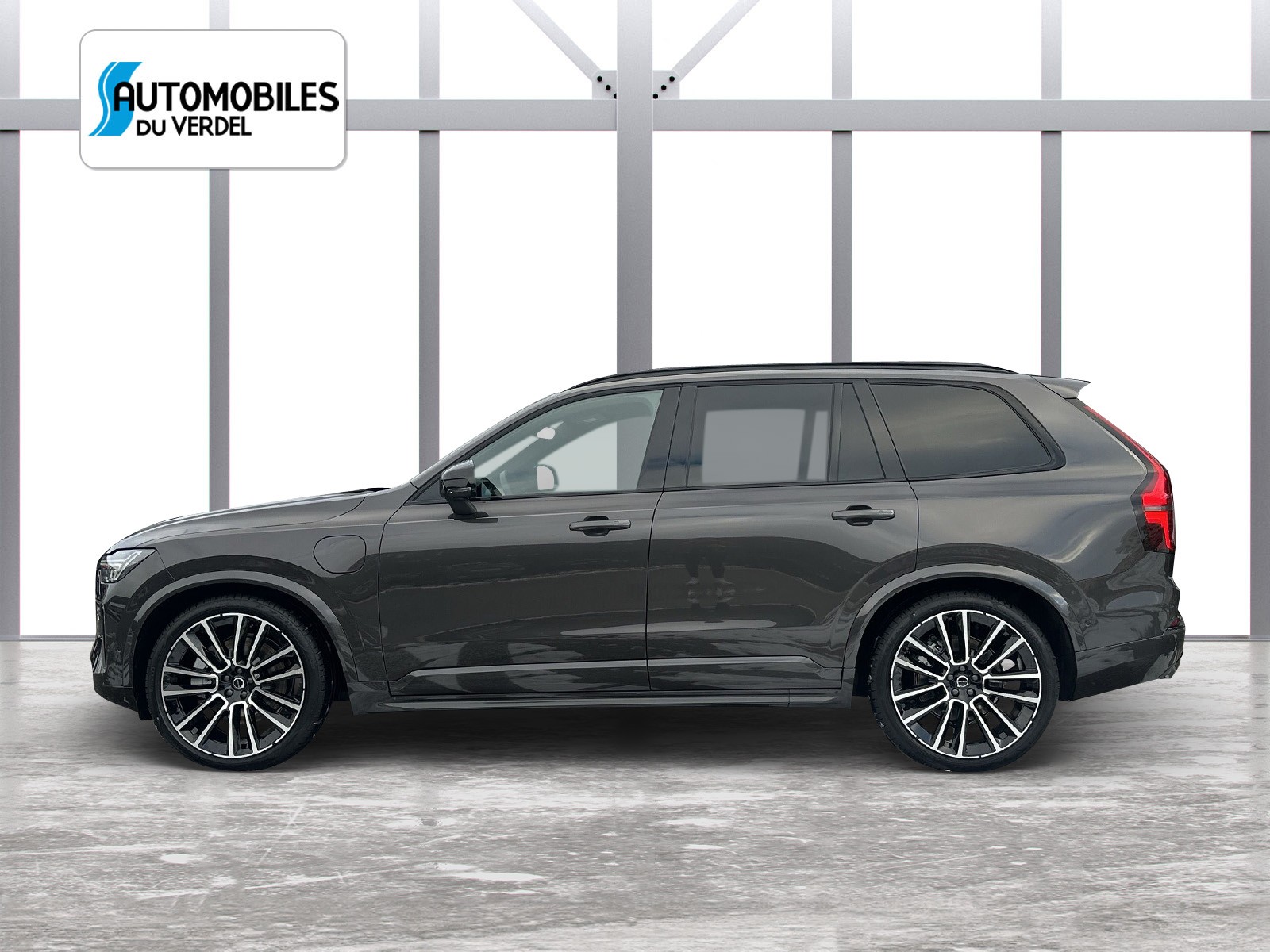VOLVO XC90 2.0 T8 TE XCLUSIVE Edition Dark eAWD-showroom-element-2