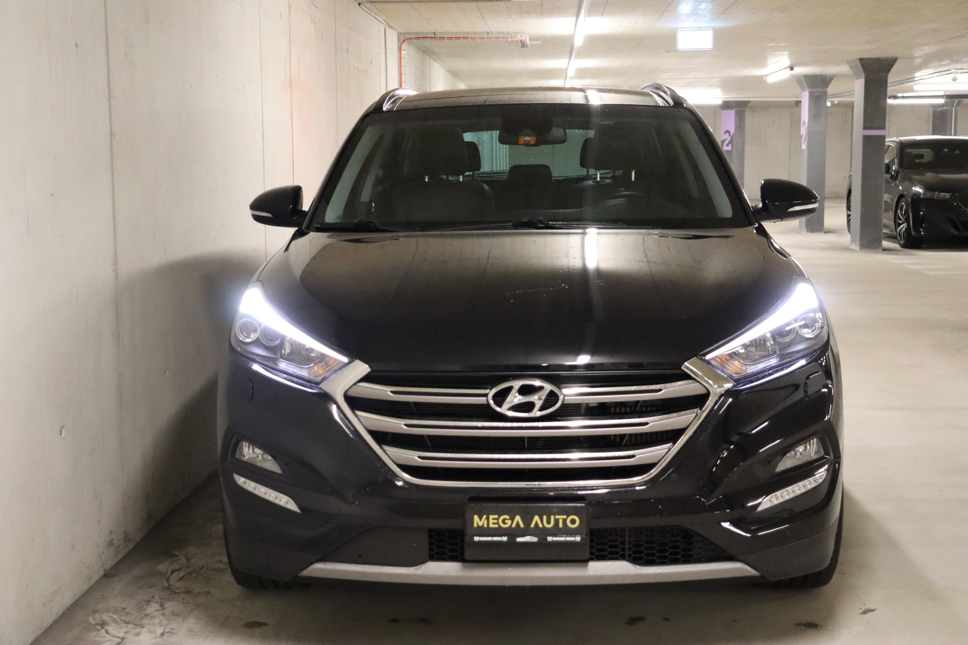 HYUNDAI Tucson 2.0 CRDI Vertex 4WD Automatic-showroom-element-1