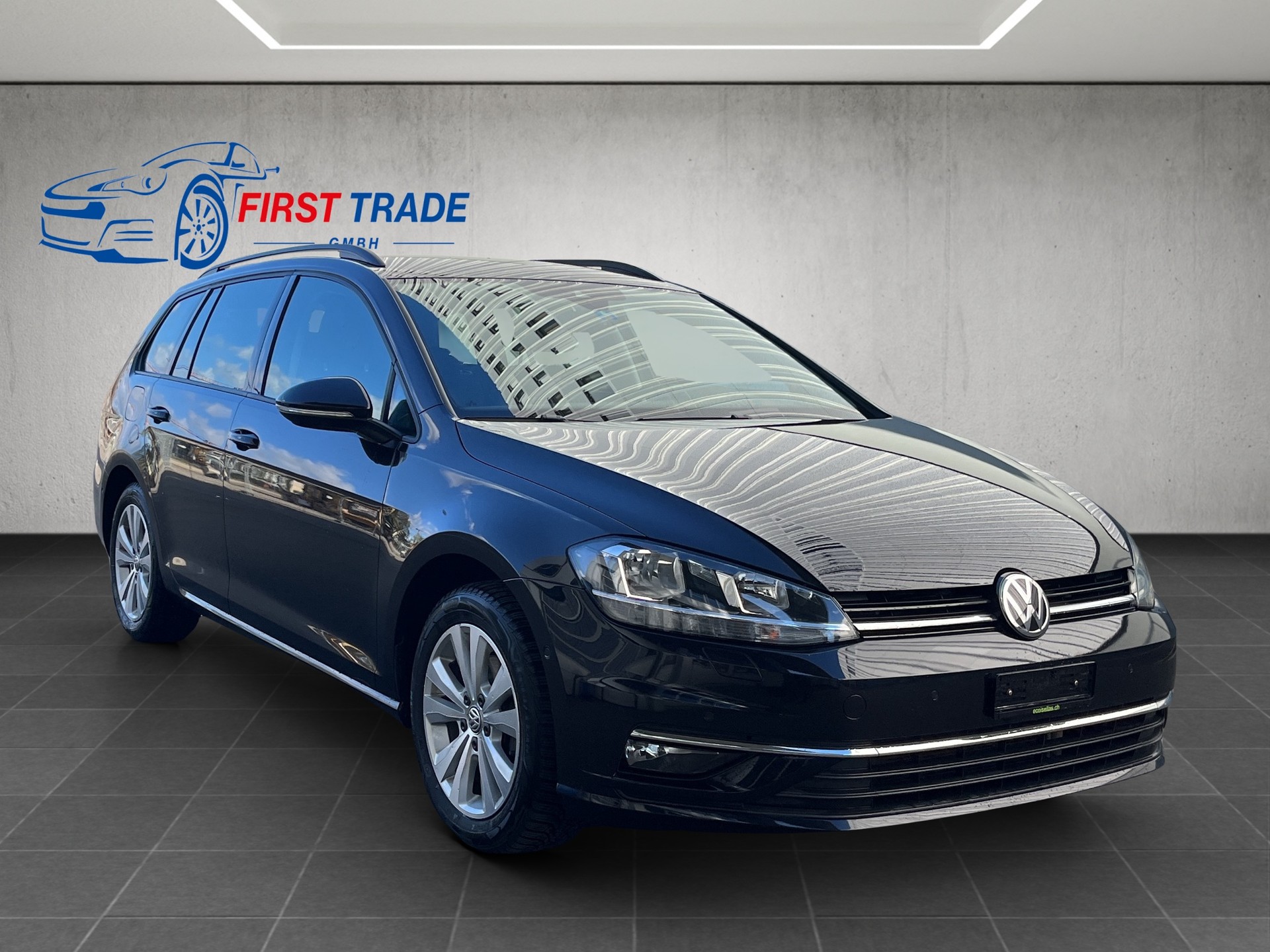 VW Golf Variant 2.0 TDI Highline 4Motion-image-2