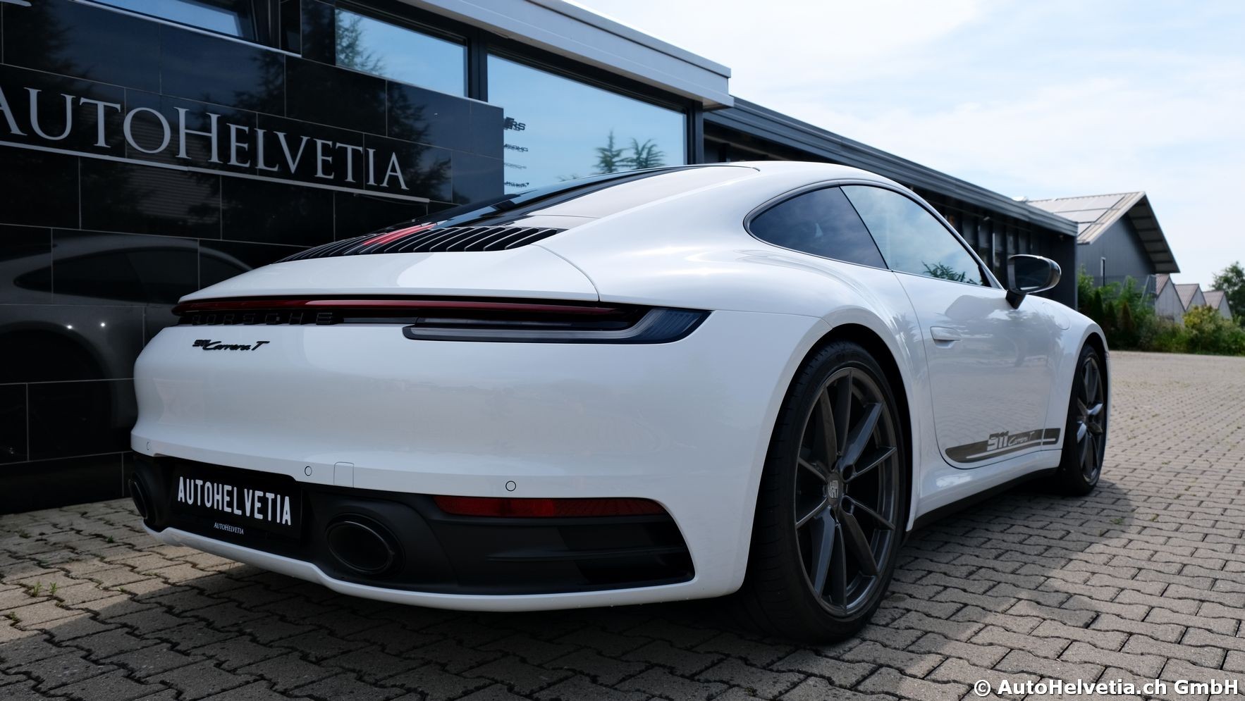 PORSCHE 911 Carrera T-image-5