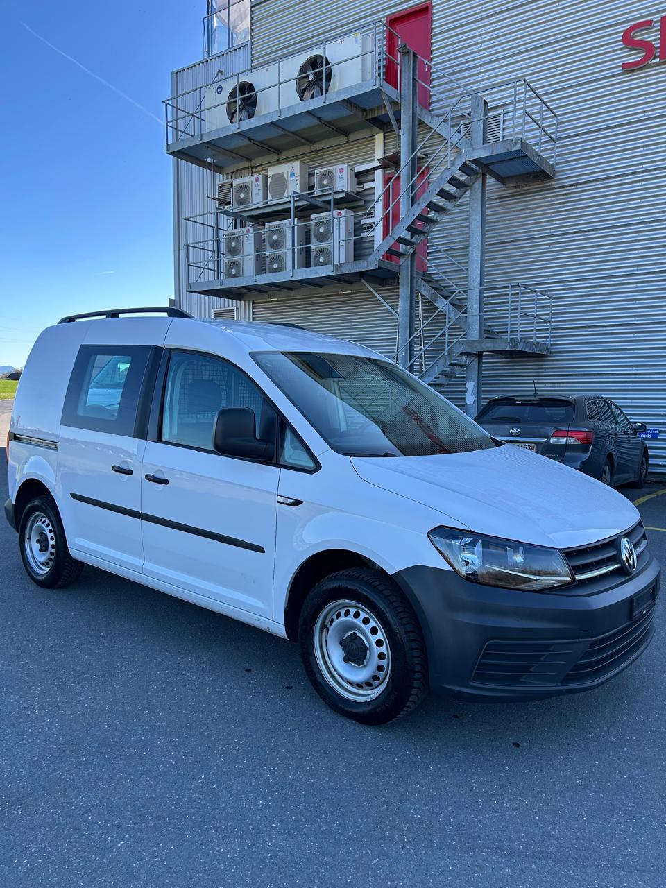 VW CADDY-image-1