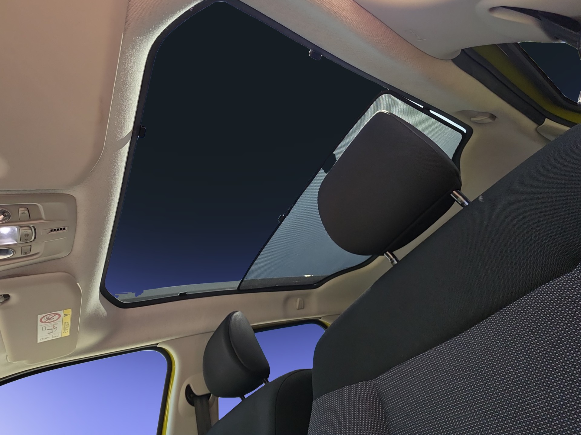 CITROEN C4 Cactus 1.2 e-THP Shine-image-14