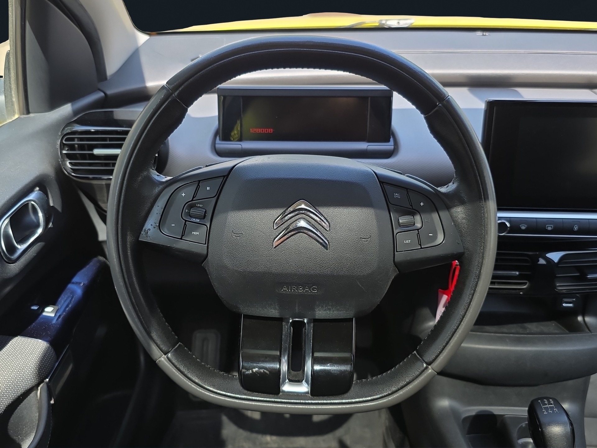 CITROEN C4 Cactus 1.2 e-THP Shine-image-12