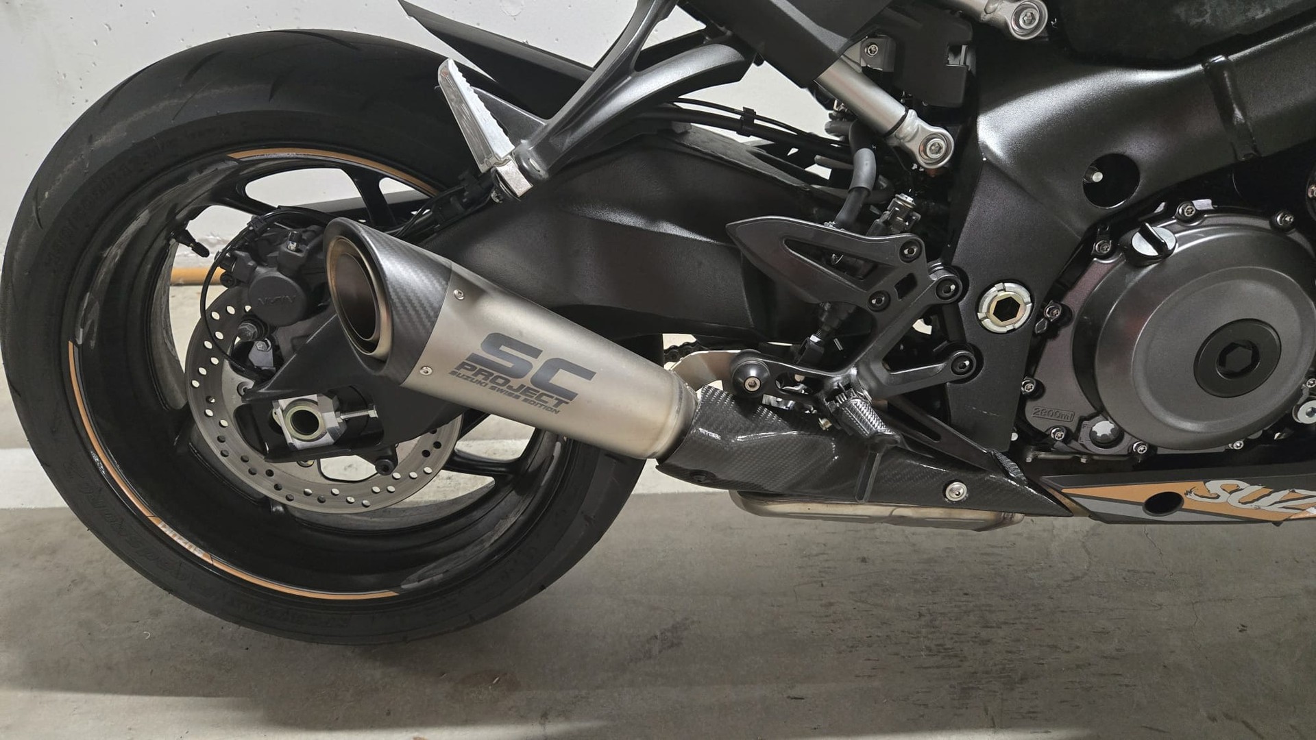 SUZUKI GSX-S 1000 EVO-image-1