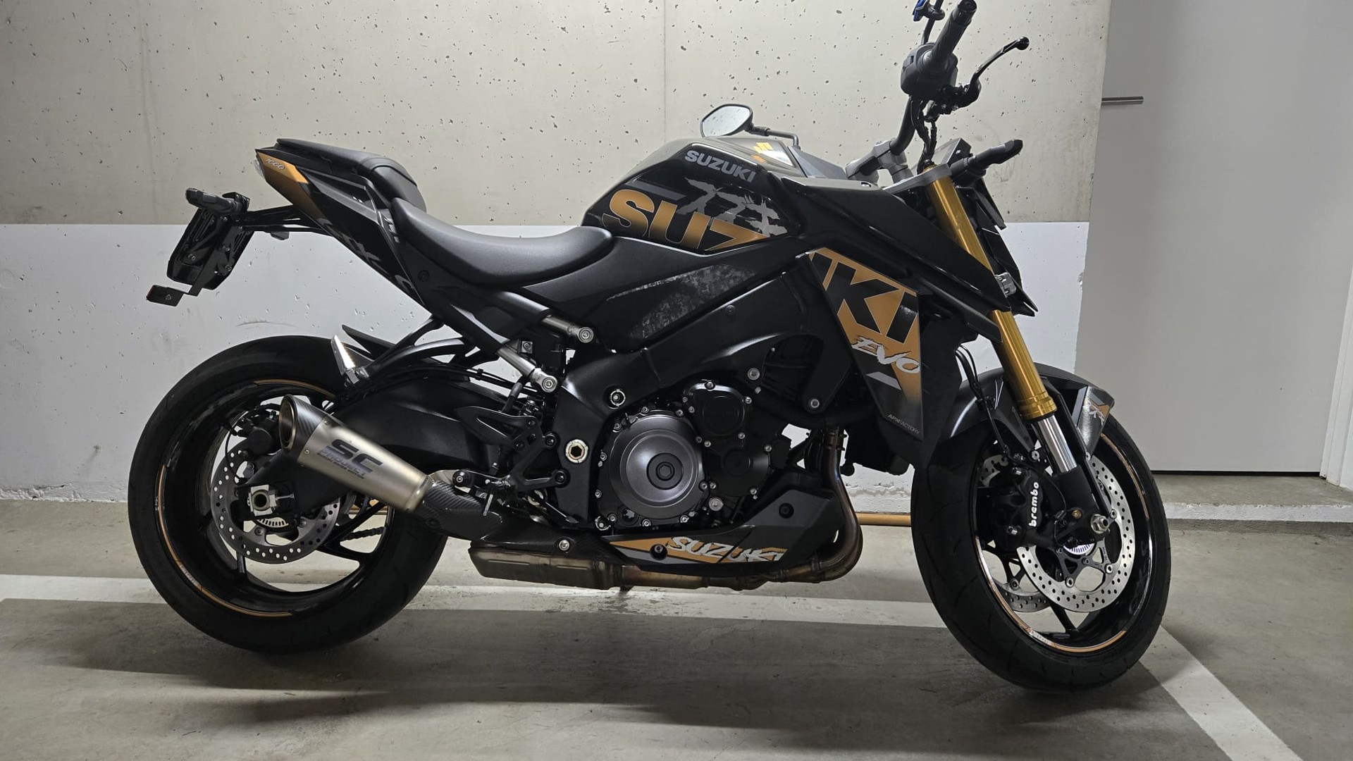 SUZUKI GSX-S 1000 EVO-image-0