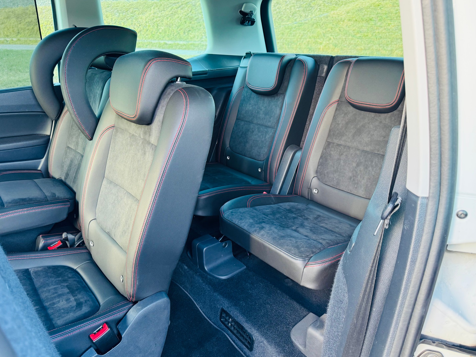 SEAT Alhambra 2.0 TDI 4Drive SWISS FR-LINE ( 7 Plätzer )-image-14