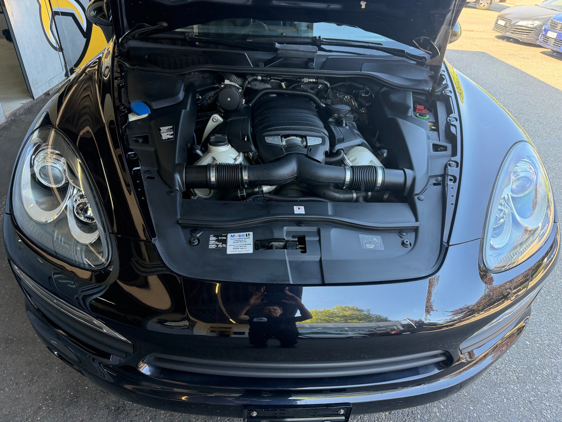 PORSCHE Cayenne S-image-14